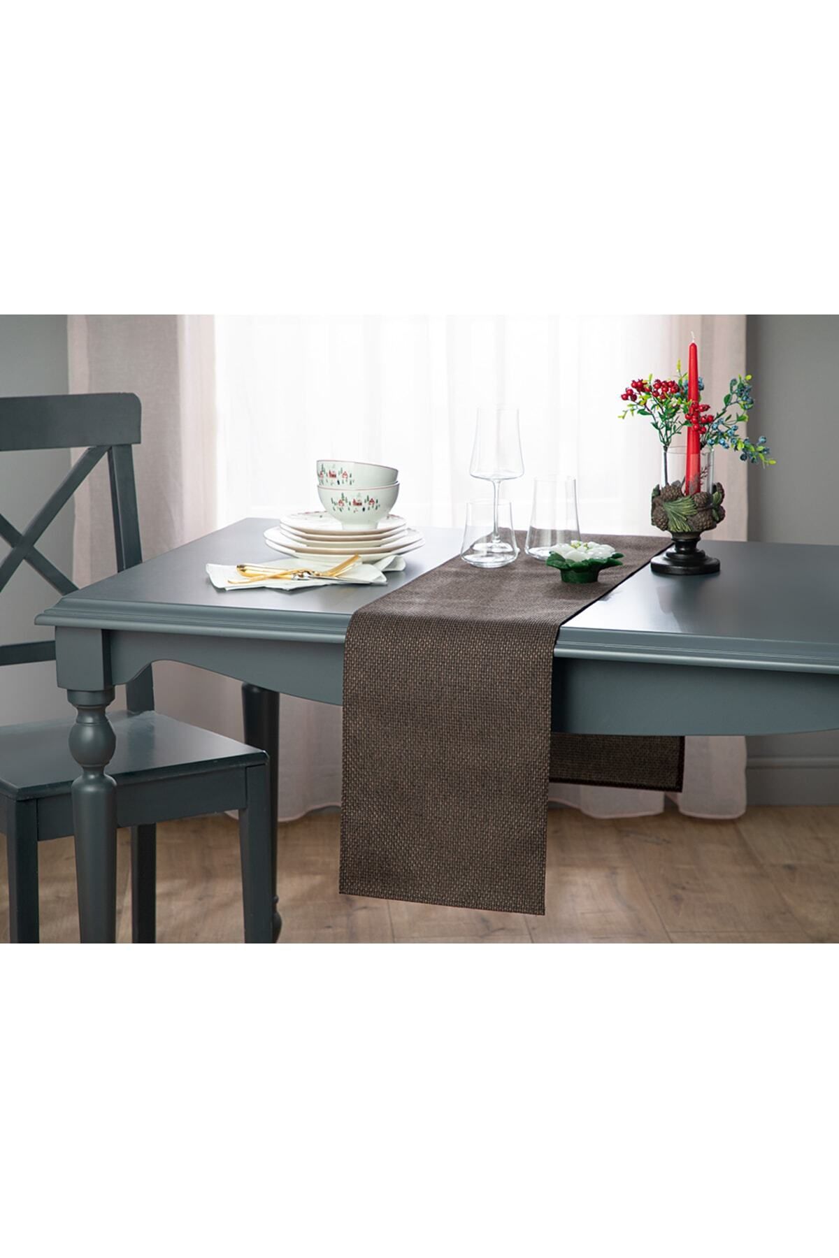 Elioure Kahverengi Polyester Runner 30x160 cm, şık ve şık detaylar için ideal seçim