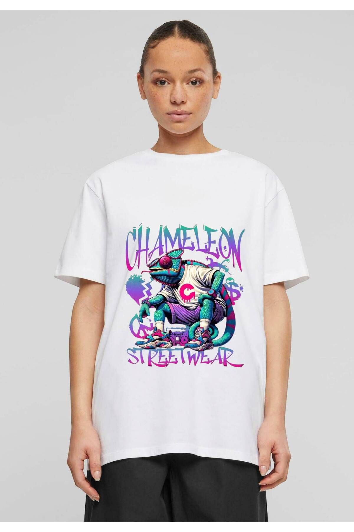 ELNOYA Unisex Pamuklu Beyaz Oversize "Chameleon" Baskılı Bisiklet Yaka Rahat T-shirt
