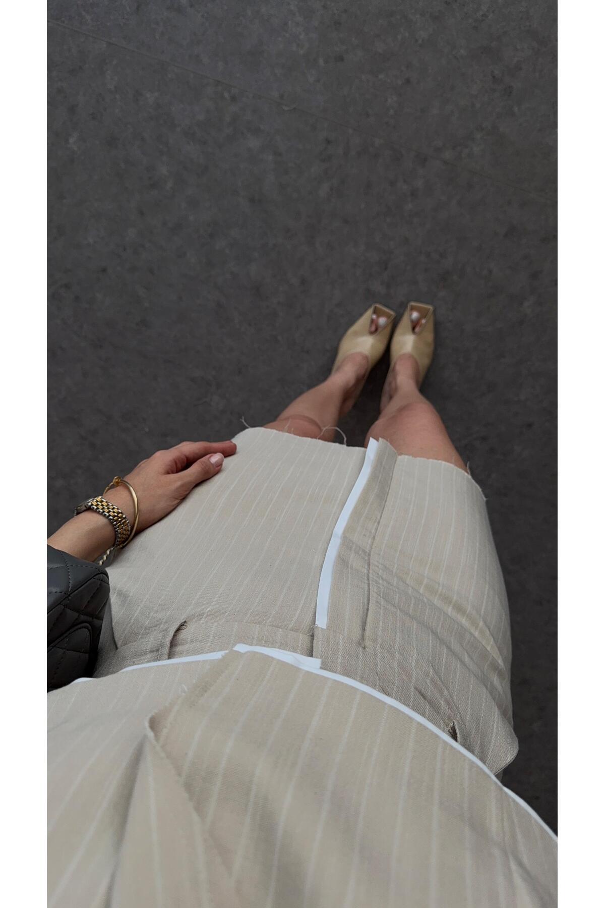 HAZELANNA-Shoulder Padded Striped Suit 7