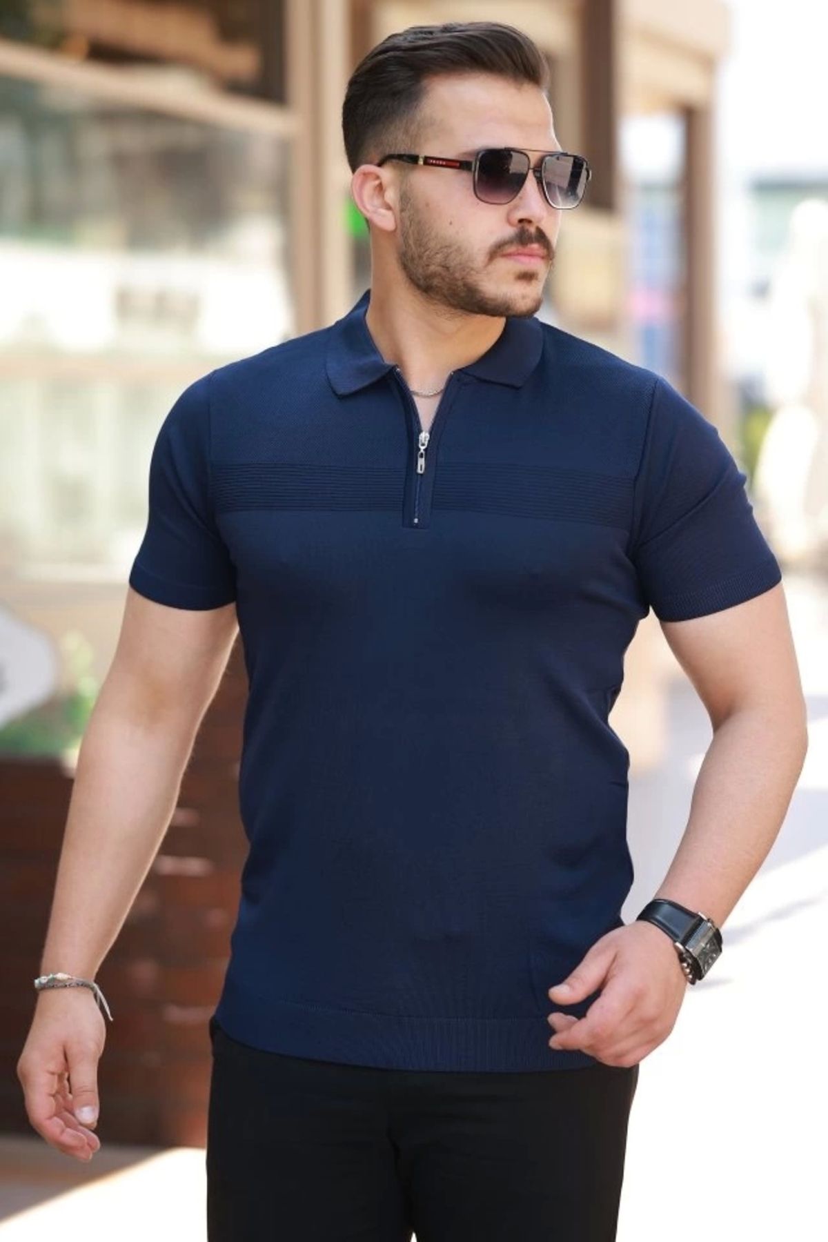 Butik Erkek Göğüs Pirinç Desenli Fermuar Yakalı Kısa Kollu Tişört