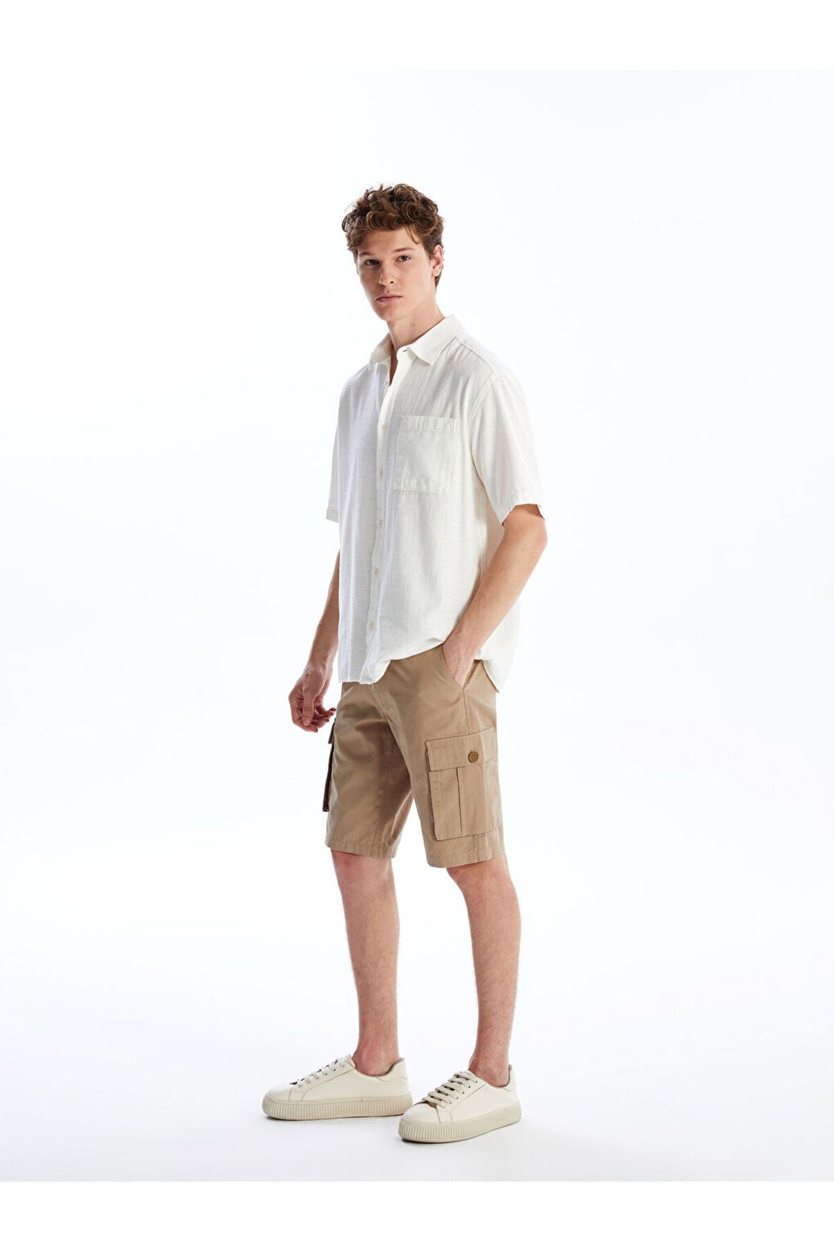 LC Waikiki Slim Fit Erkek Kargo Şort