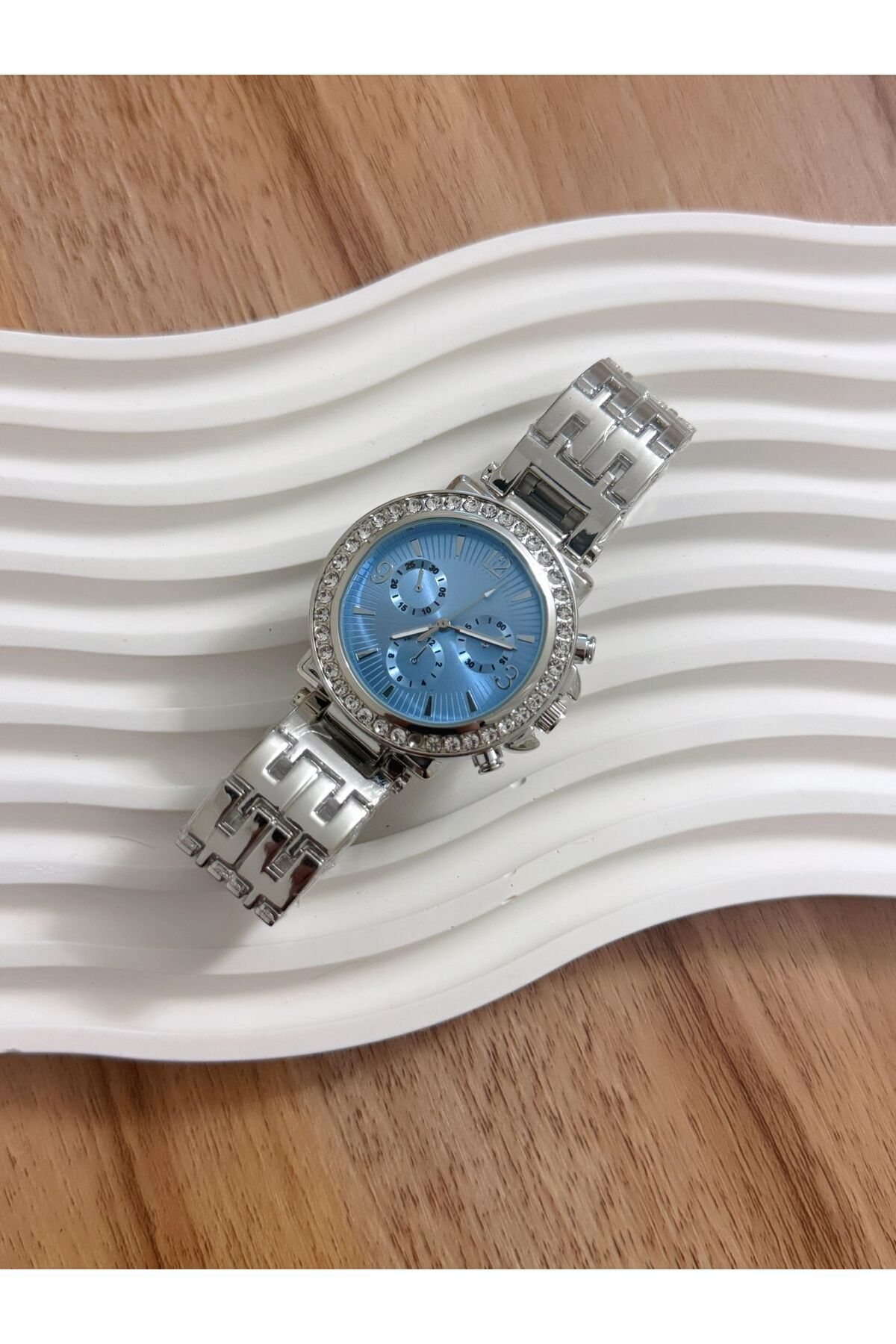 LOOQ-New Stylish Women's Watch with Stone 2
