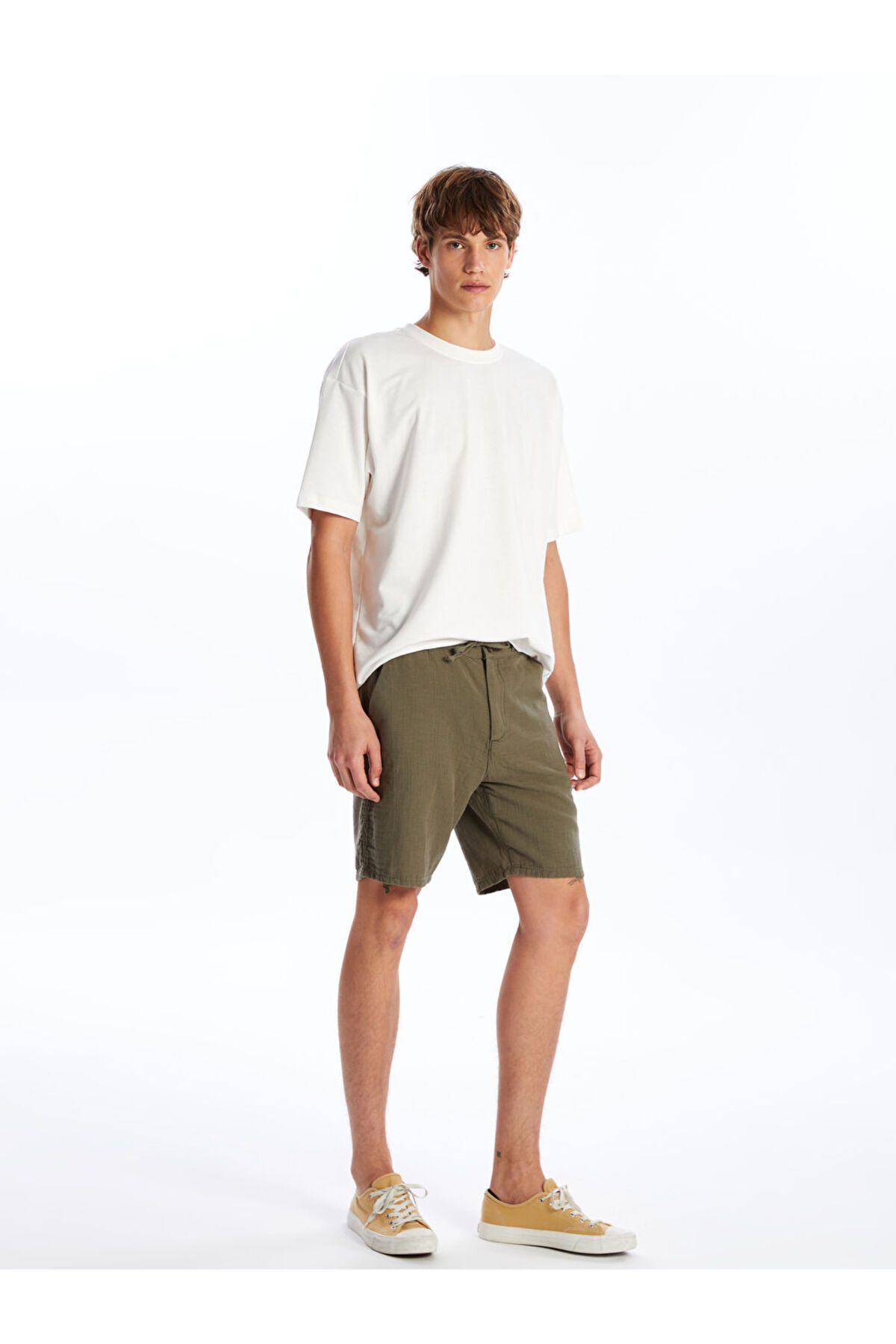 LC Waikiki Slim Fit Erkek Şort