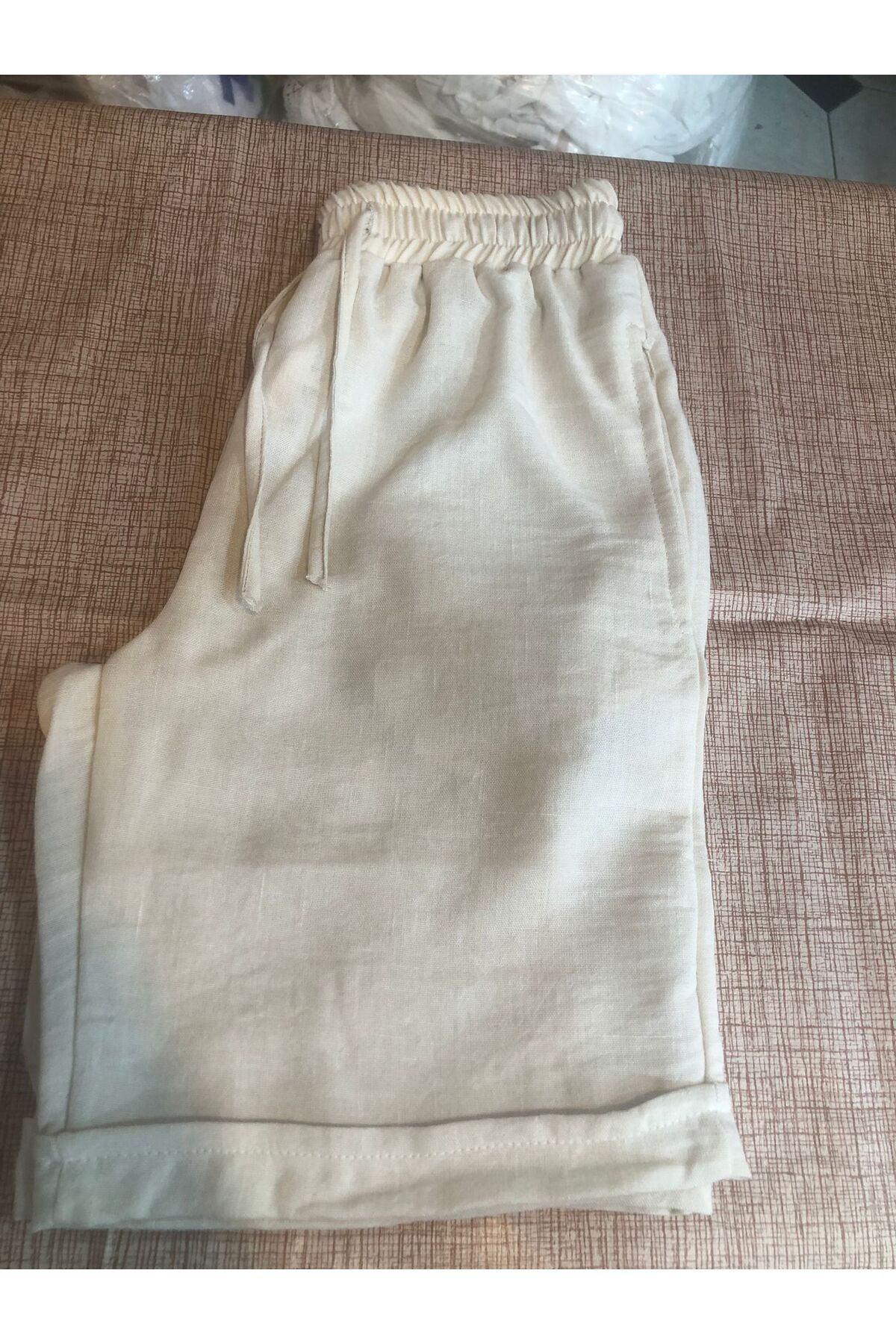 Terry-Light Stone Color Linen Shorts 3