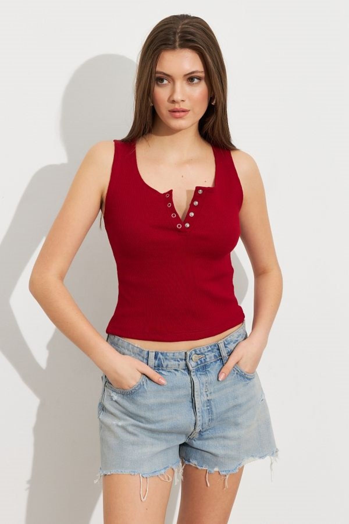 MAMAYAGA Kadın Kare Yaka Kalın Askılı Önden Çıtçıtlı Yazlık Crop Top Şık Bluz