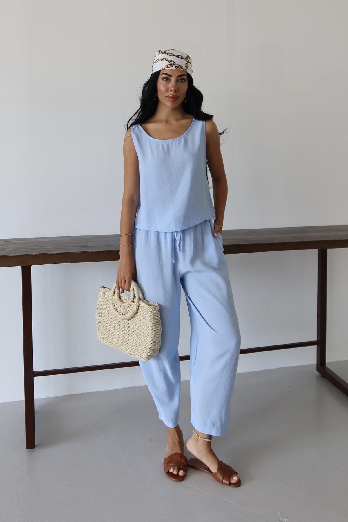 İstangül Butik Minimal Ease Kolsuz Yazlık Takım
