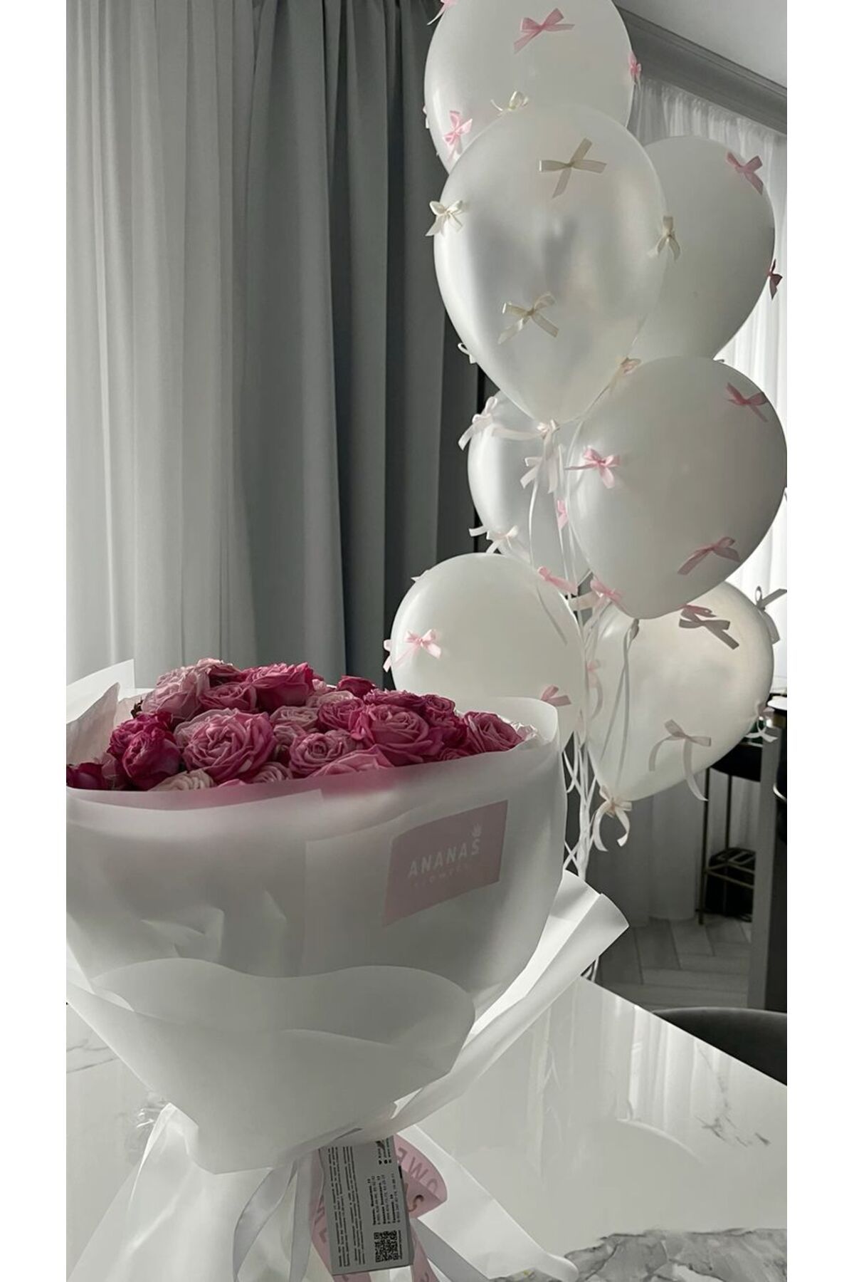 PartyPoo 10'lu Metalik Beyaz Balon Ve Pembe Beyaz Fiyonk Seti Doğum Günü Bride To Be Parti Fiyonklu Balon