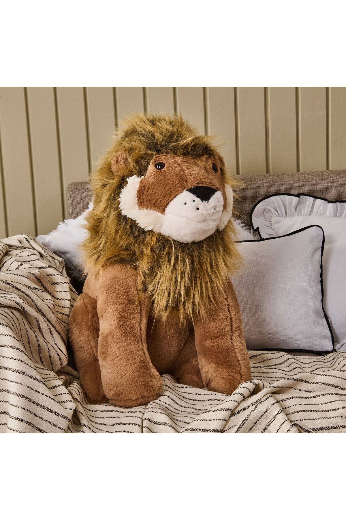 MATMEL Soft Ormanların Kralı Aslan Figürlü Yastık - Kahverengi - 30x55 cm