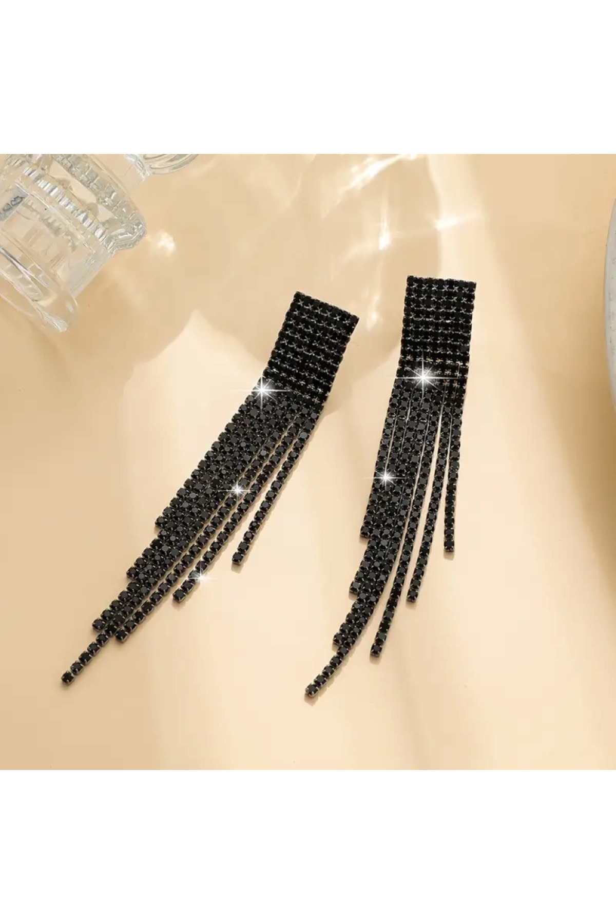ASYA MODEL GÜMÜŞ RENK ZİRKON TAŞLI UZUN SALLANTILI ABİYE KÜPE 10CM ABİYE KÜPE