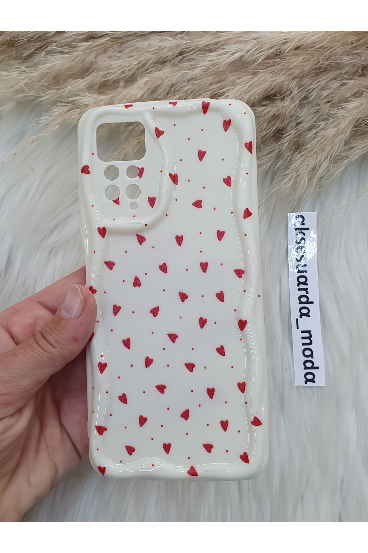 ZB Aksesuarda Moda XİAOMİ REDMİ NOTE 11 PRO UYUMLU KIRMIZI KALPLER BASKILI DESENLİ KILIF