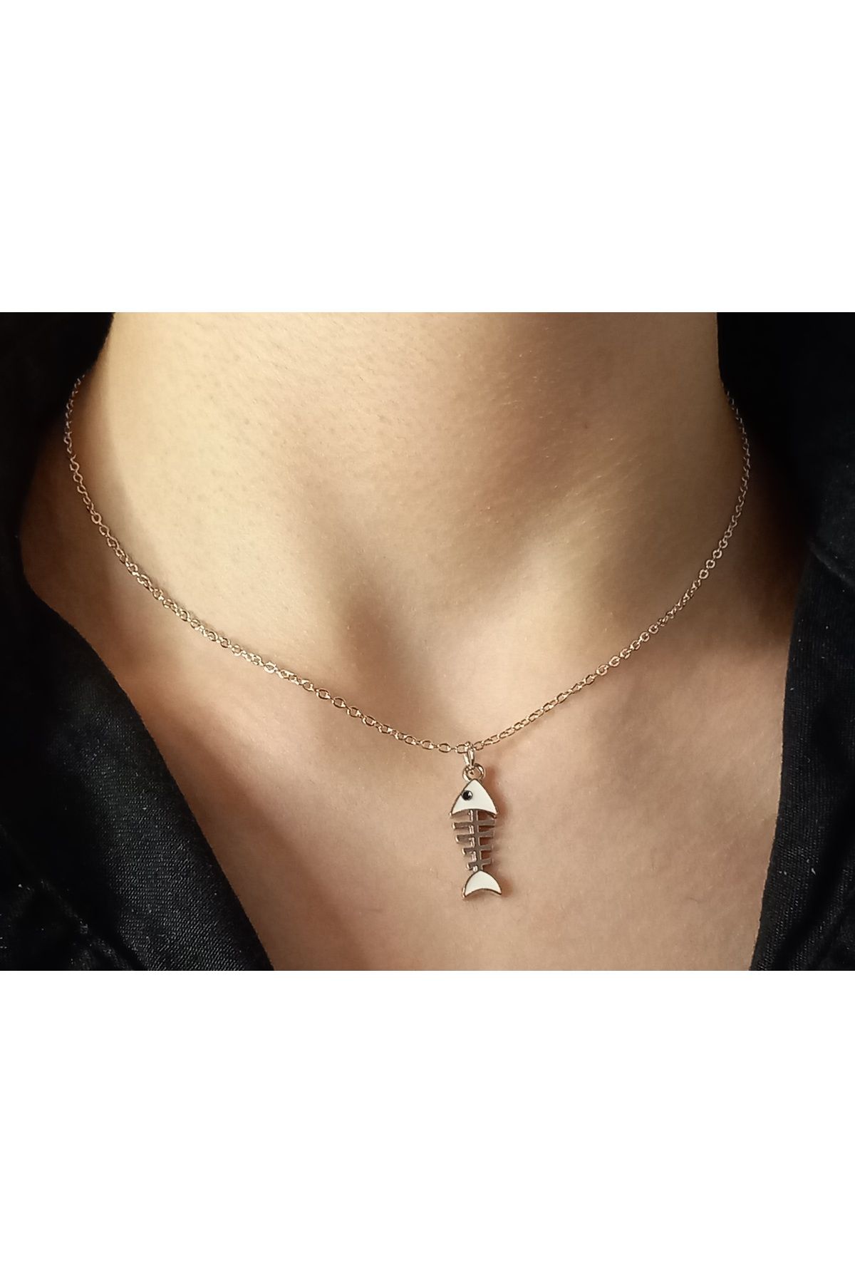 Crystal Atelier Beyaz Balık Kılçığı Gümüş Kaplama Çelik Kolye-Balık Kolye-Balık Kılçığı Kolye-Kadın Minimal Takı
