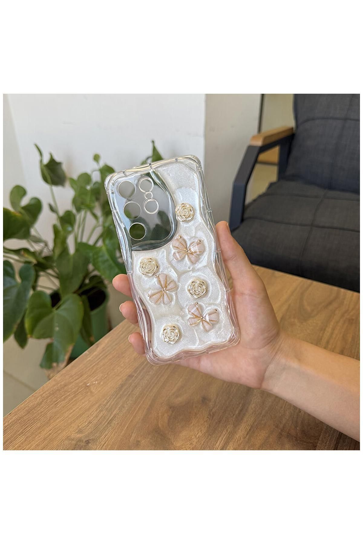 Zebana Samsung Galaxy S24 Ultra Uyumlu Kılıf Zebana Floral Silikon Kılıf Gold