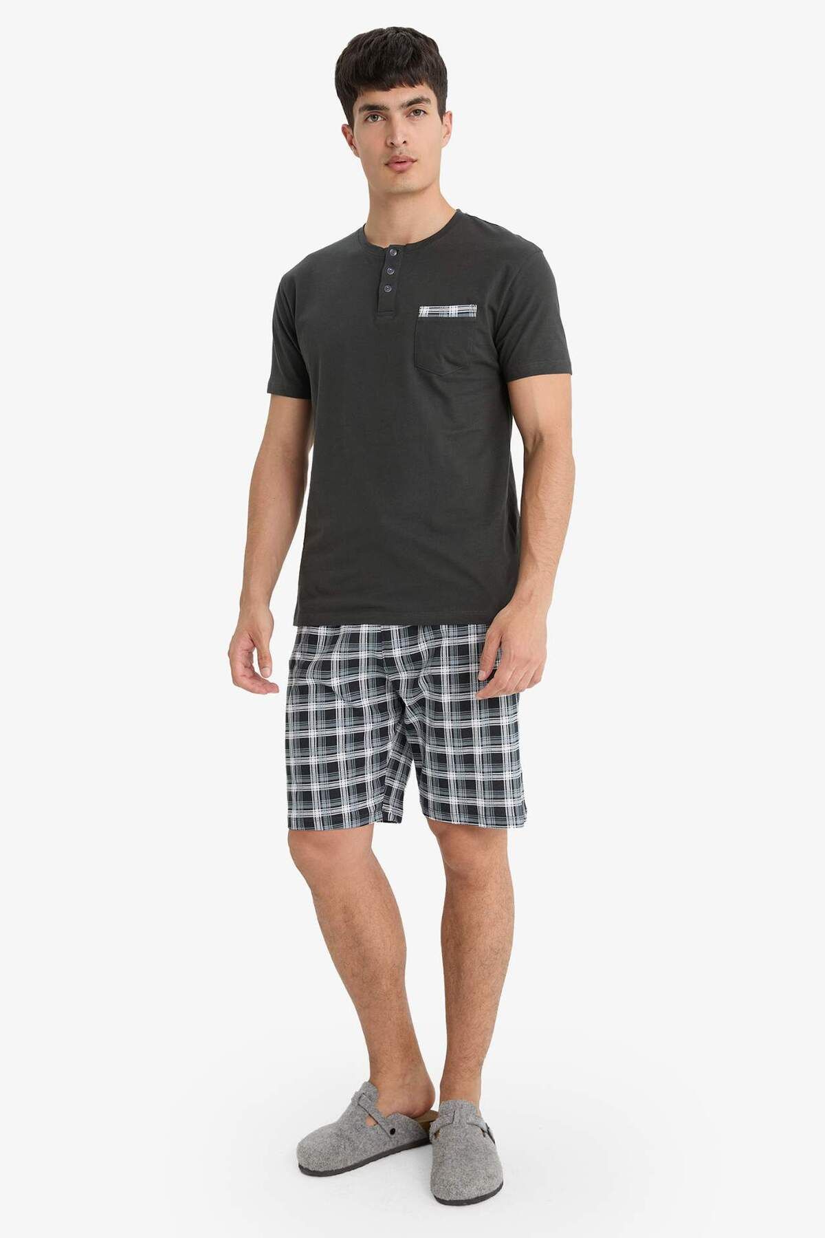 DeFacto-Pajama Set Regular Fit Short Sleeve Top Checked Shorts E7146Ax25Sm 3