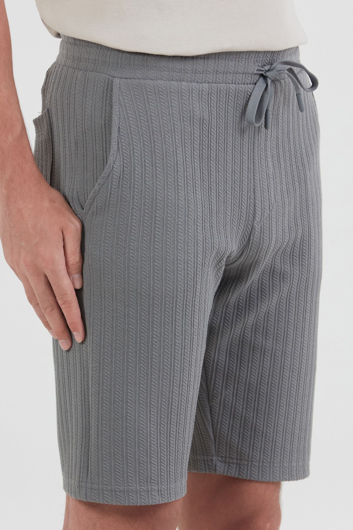 Fulla Moda-Patterned Elastic Waist Shorts 5