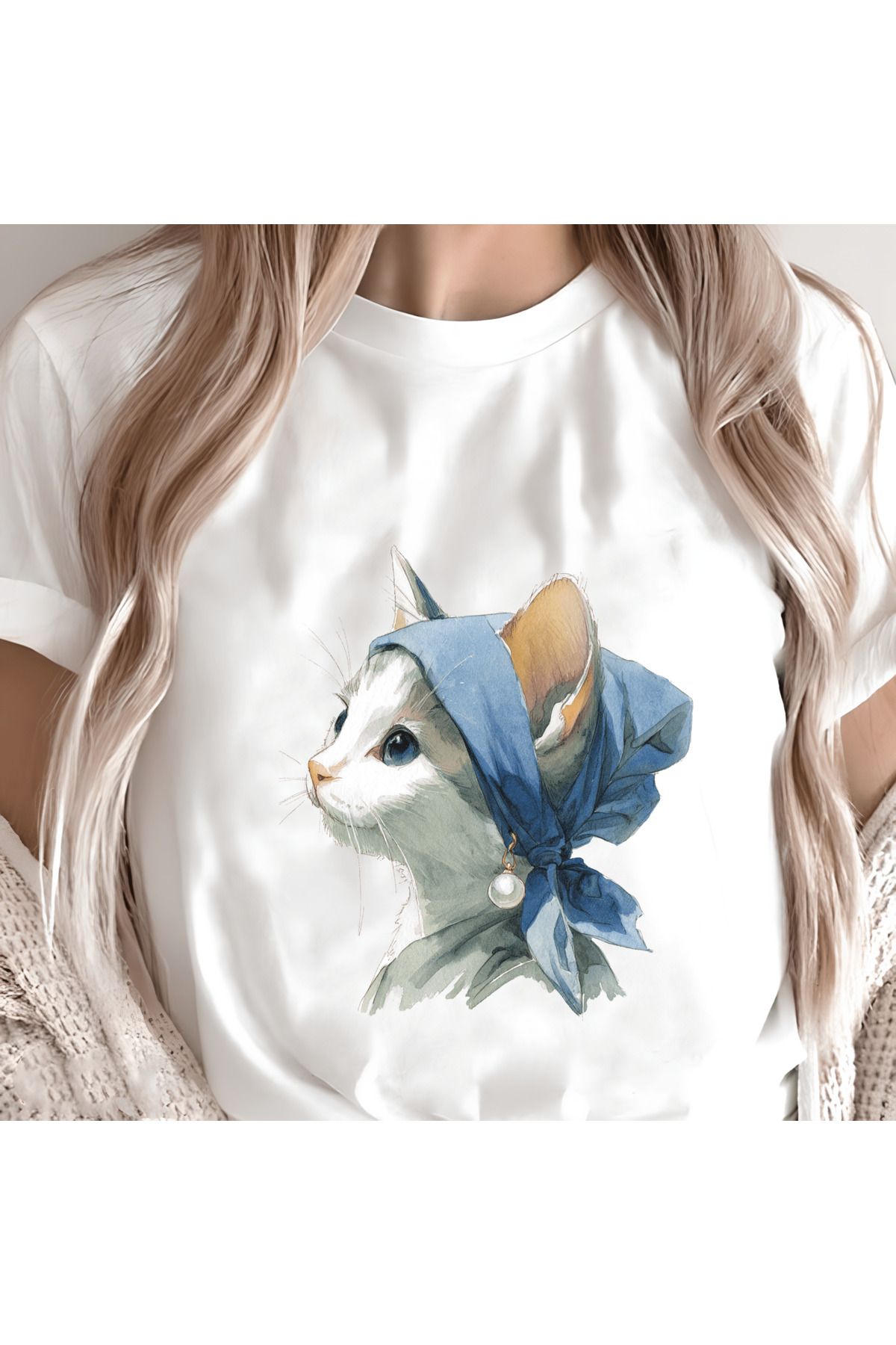 MAGORS İNCİ KÜPELİ KEDİ BASKILI BİSİKLET YAKA PAMUKLU KISA KOLLU KADIN VE ÇOCUK TSHIRT