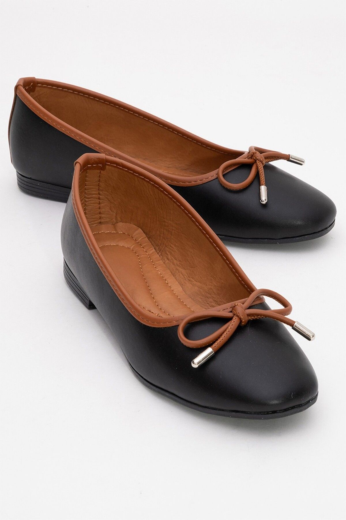 Lizy Shoes Fiyonk Detaylı Babet