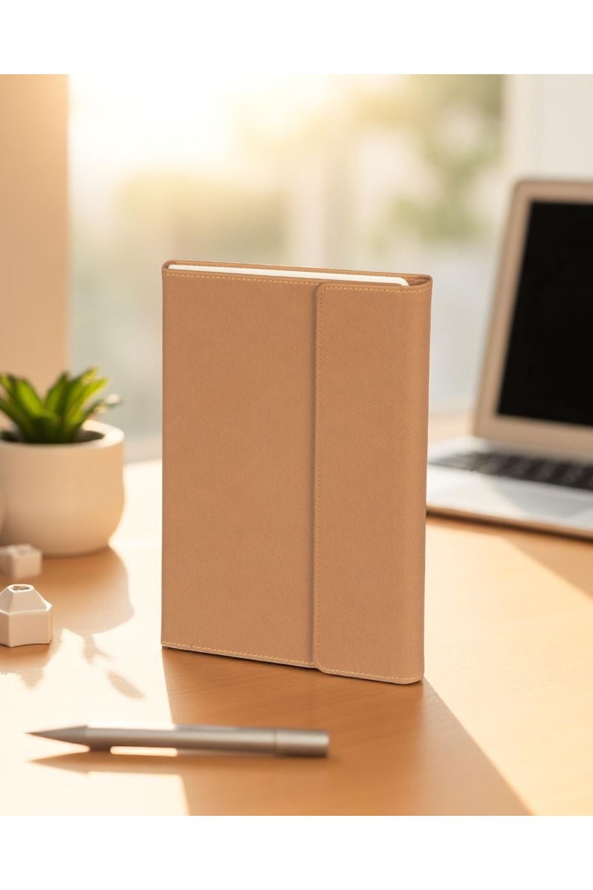 Kokoro Design Kanso Mıknatıslı Kapaklı Defter – 15x22 cm, Sert Kapak, 96 Yaprak, 90 gr Çizgili Ivory (Krem) Kağıt
