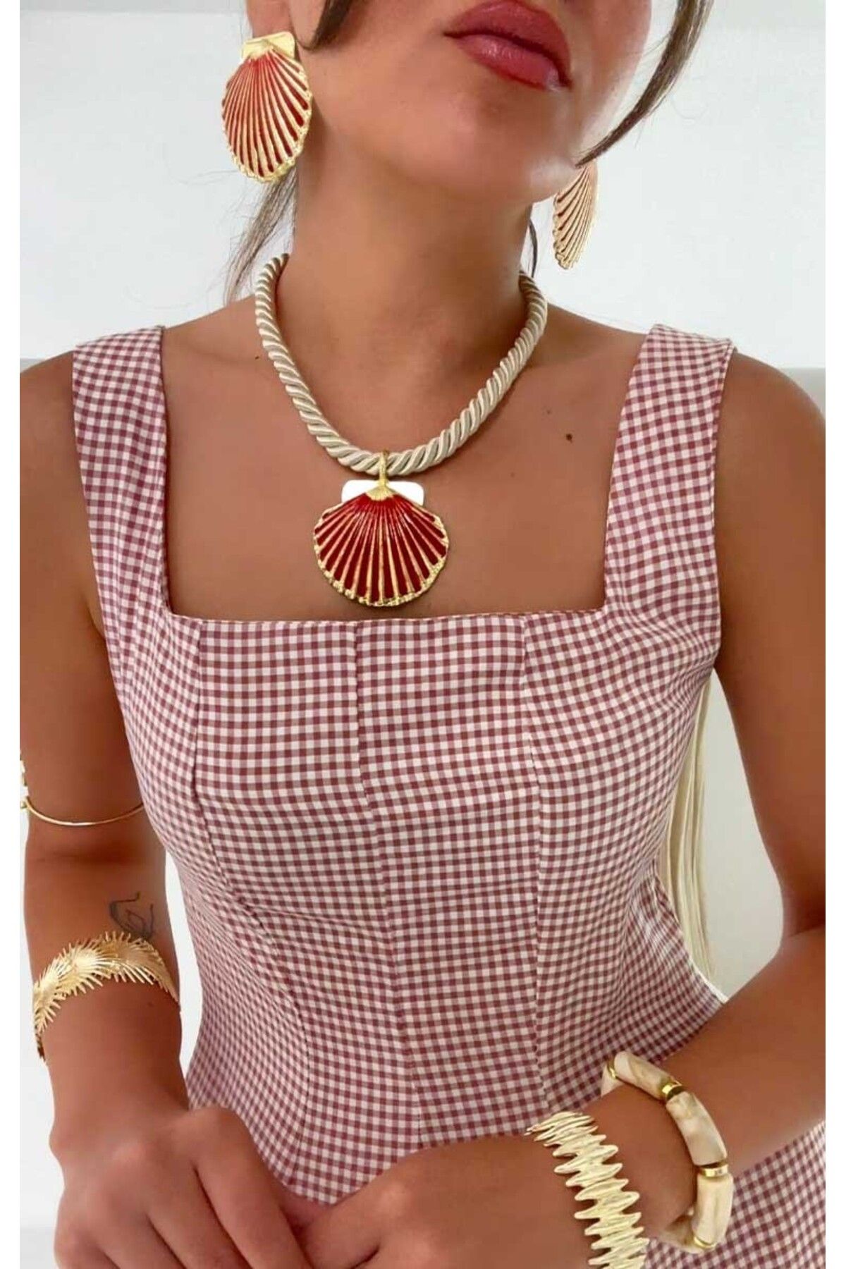 BYP Atelier Halatlı Deniz Kabuğu Kolye-Küpe Set Kırmızı