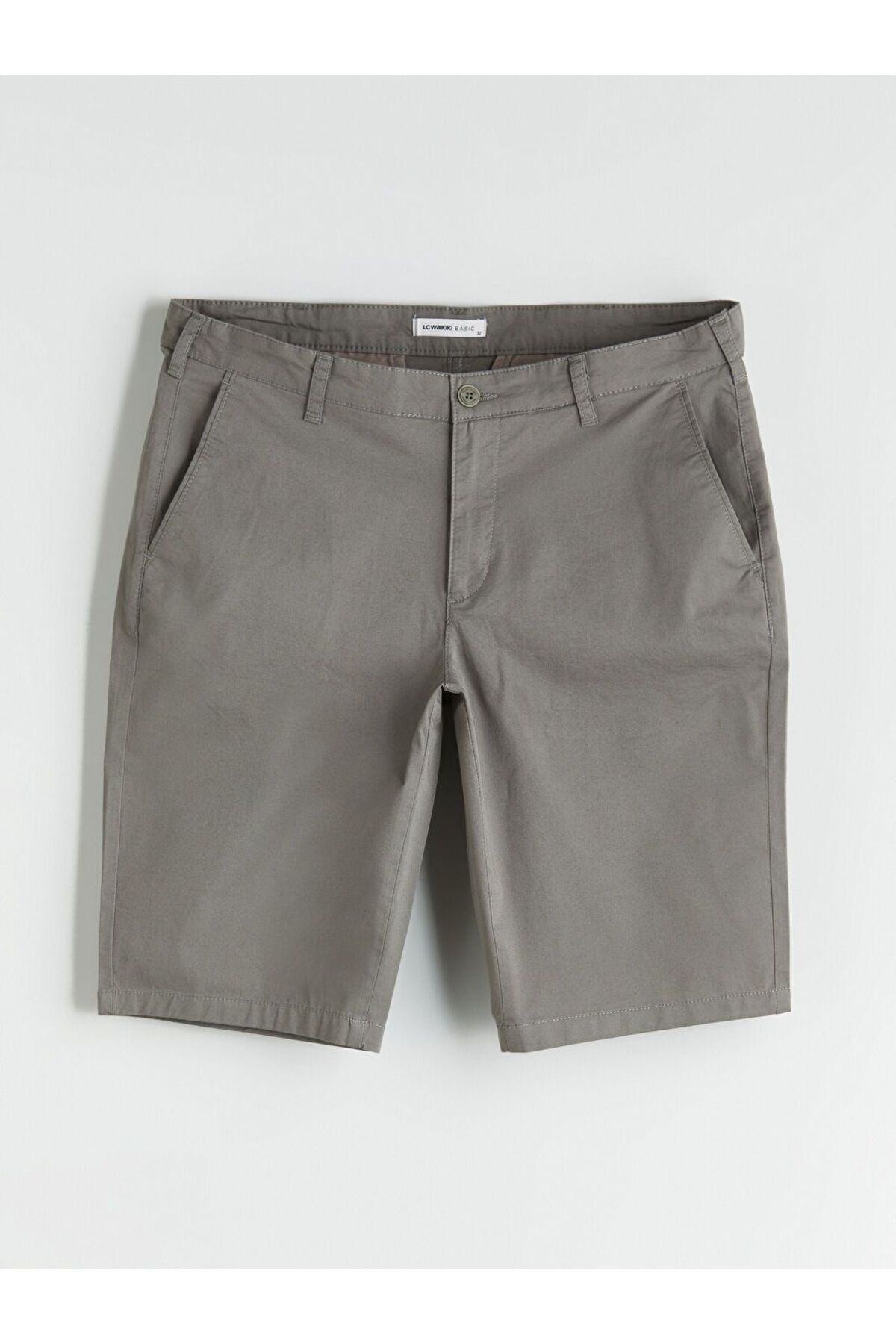 LC Waikiki LCWAIKIKI Classic Standart Kalıp Gabardin Erkek Şort