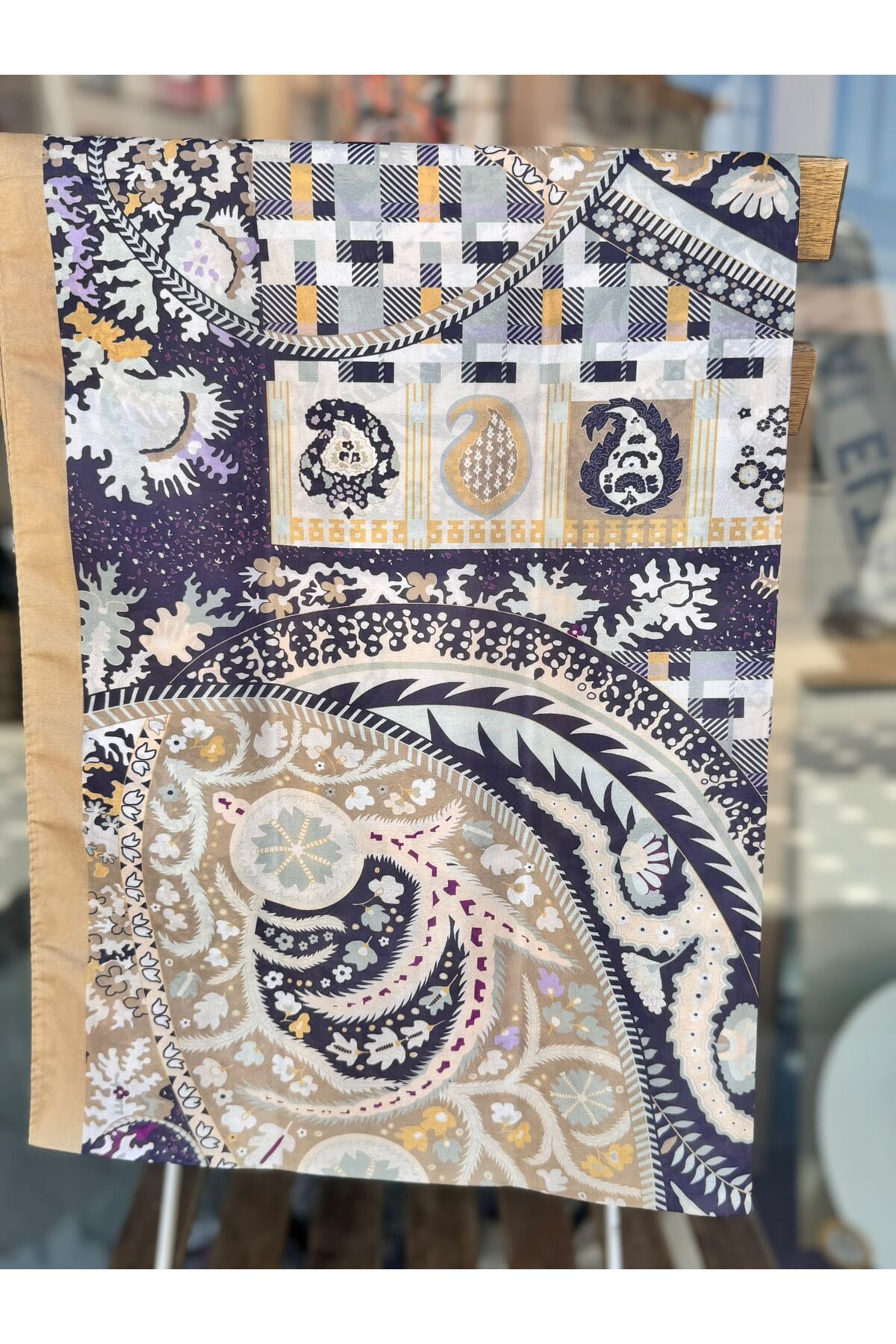 MODA ÇOK RENKLİ MARKA DESENLİ HAYAL ŞAL