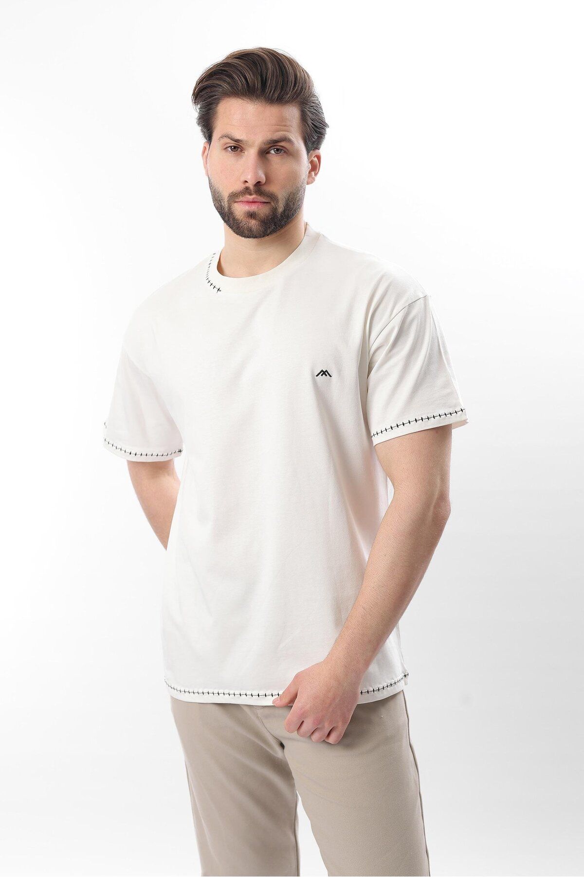 Madmext Ekru Nakış Detaylı Erkek T-shirt E7112