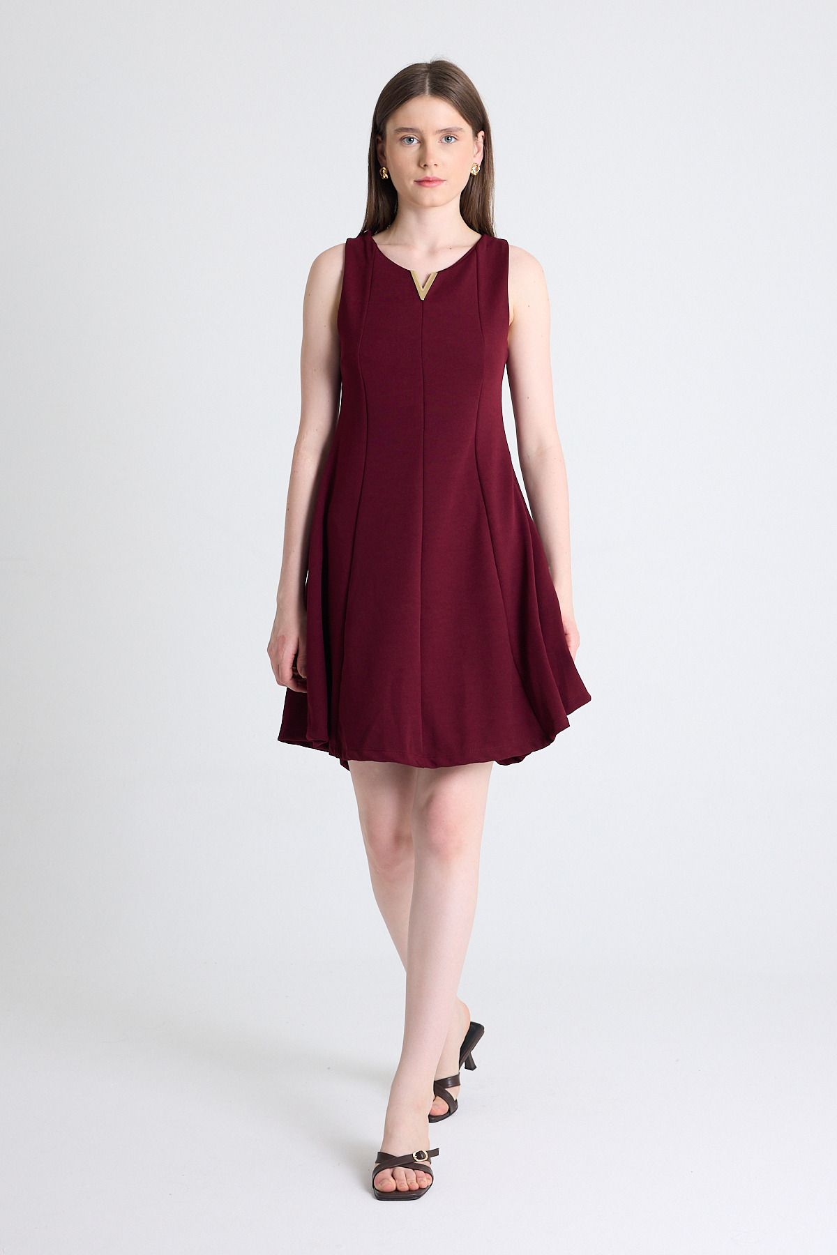 Rays Bordo Aksesuar Detaylı Kolsuz Mini Elbise 2238