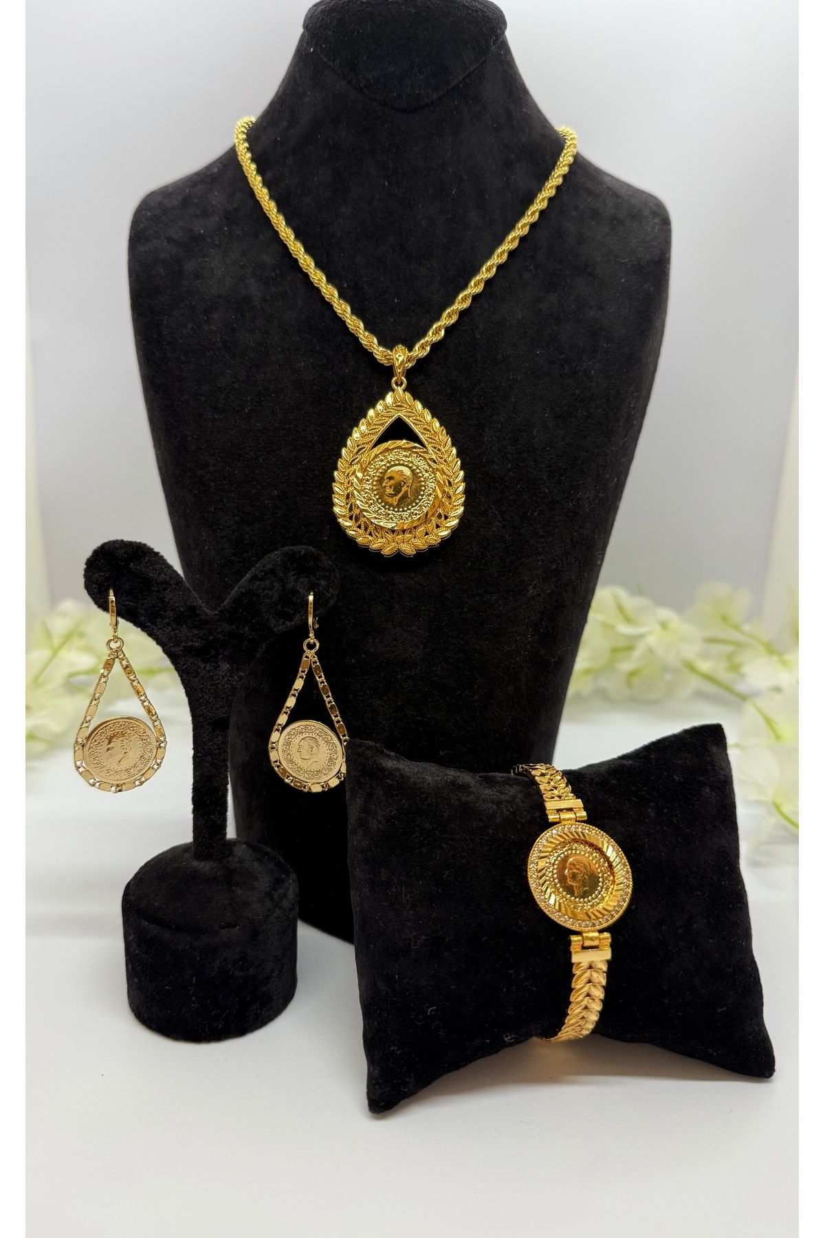 Constanza Exclusive 22 Ayar Altın Kaplama Arpa Tuğralı Set Lvd509