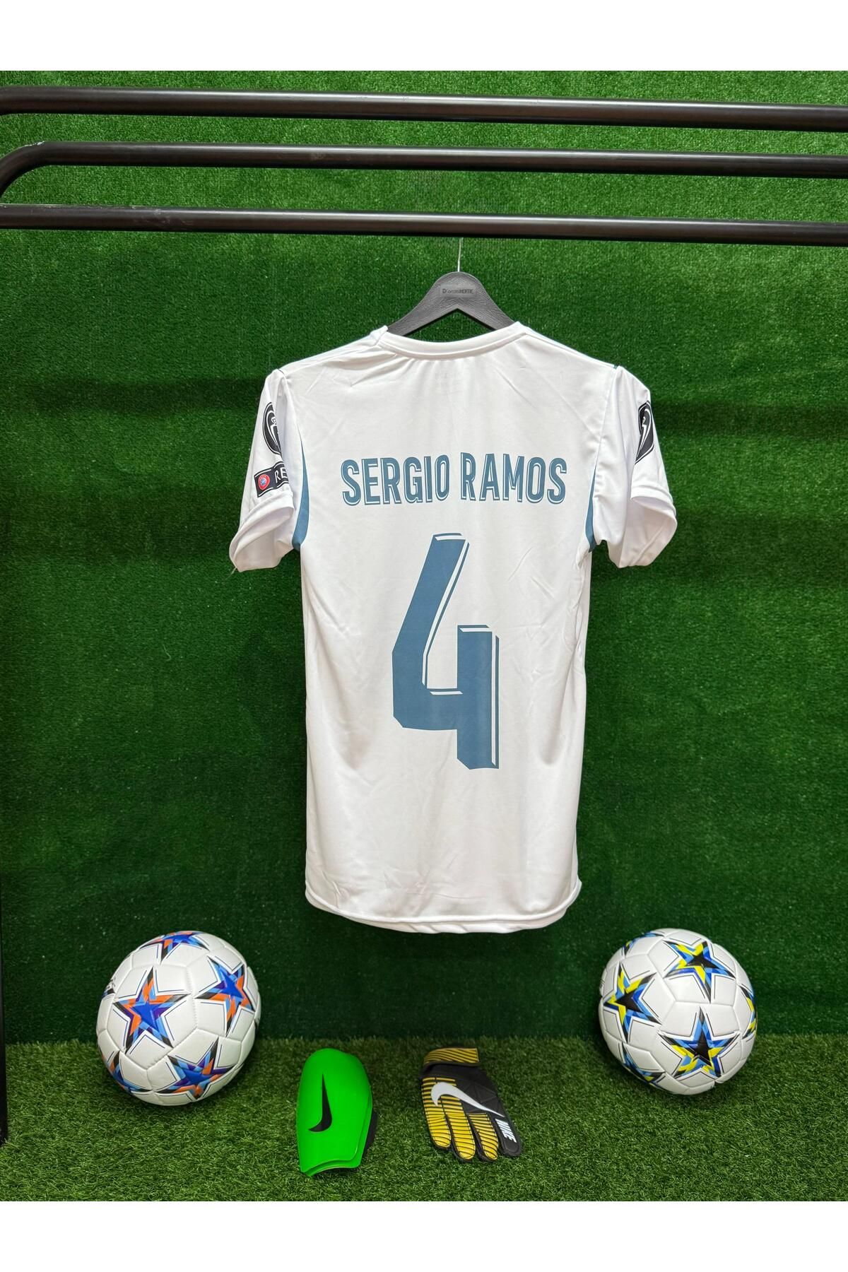 formenza SERGİ RAMOS 4 NOSTALJİ T-SHİRT