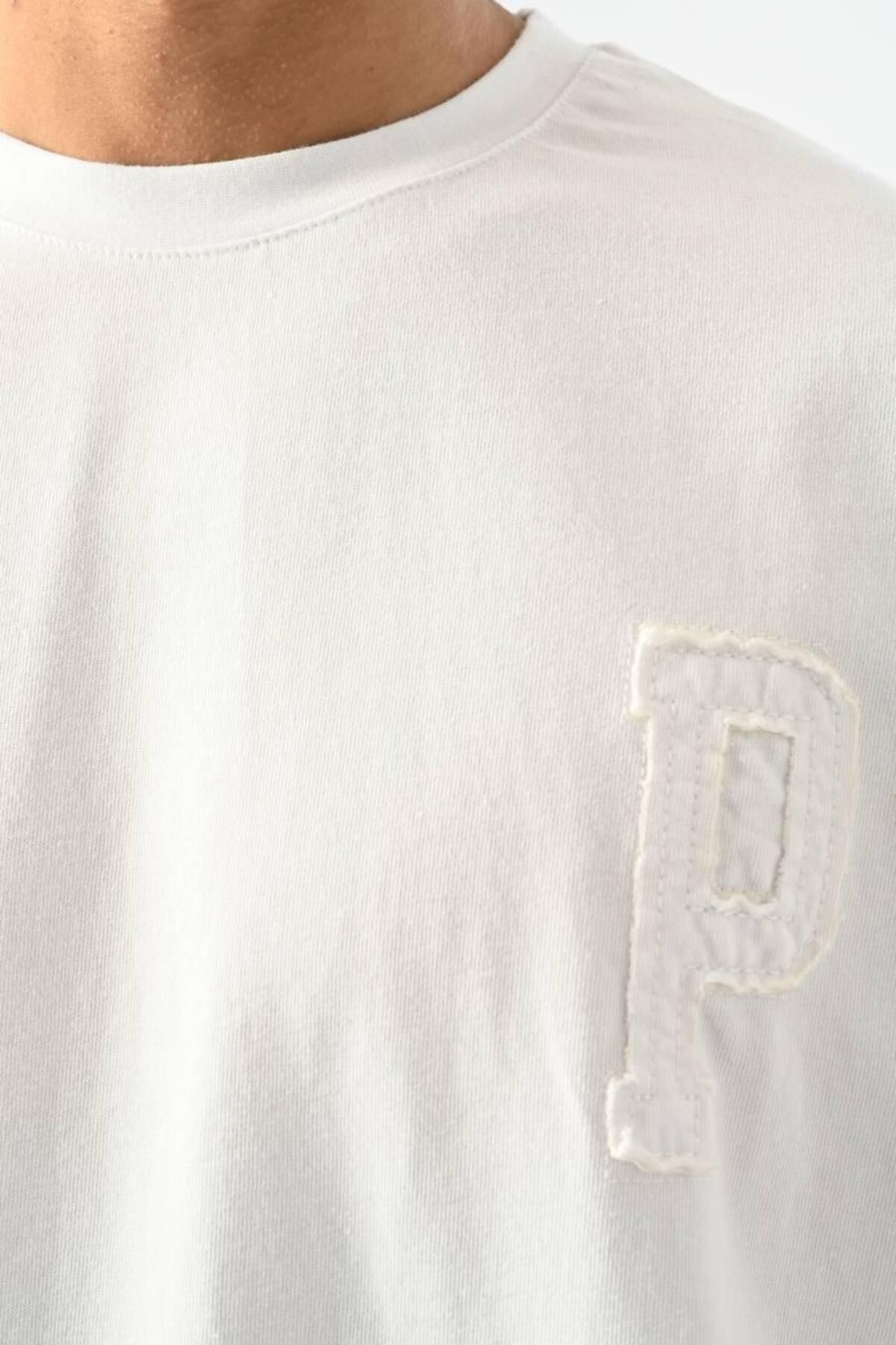 Ben Özgürüm 0 Yaka Paris İşlemeli Erkek Oversize T-Shirt
