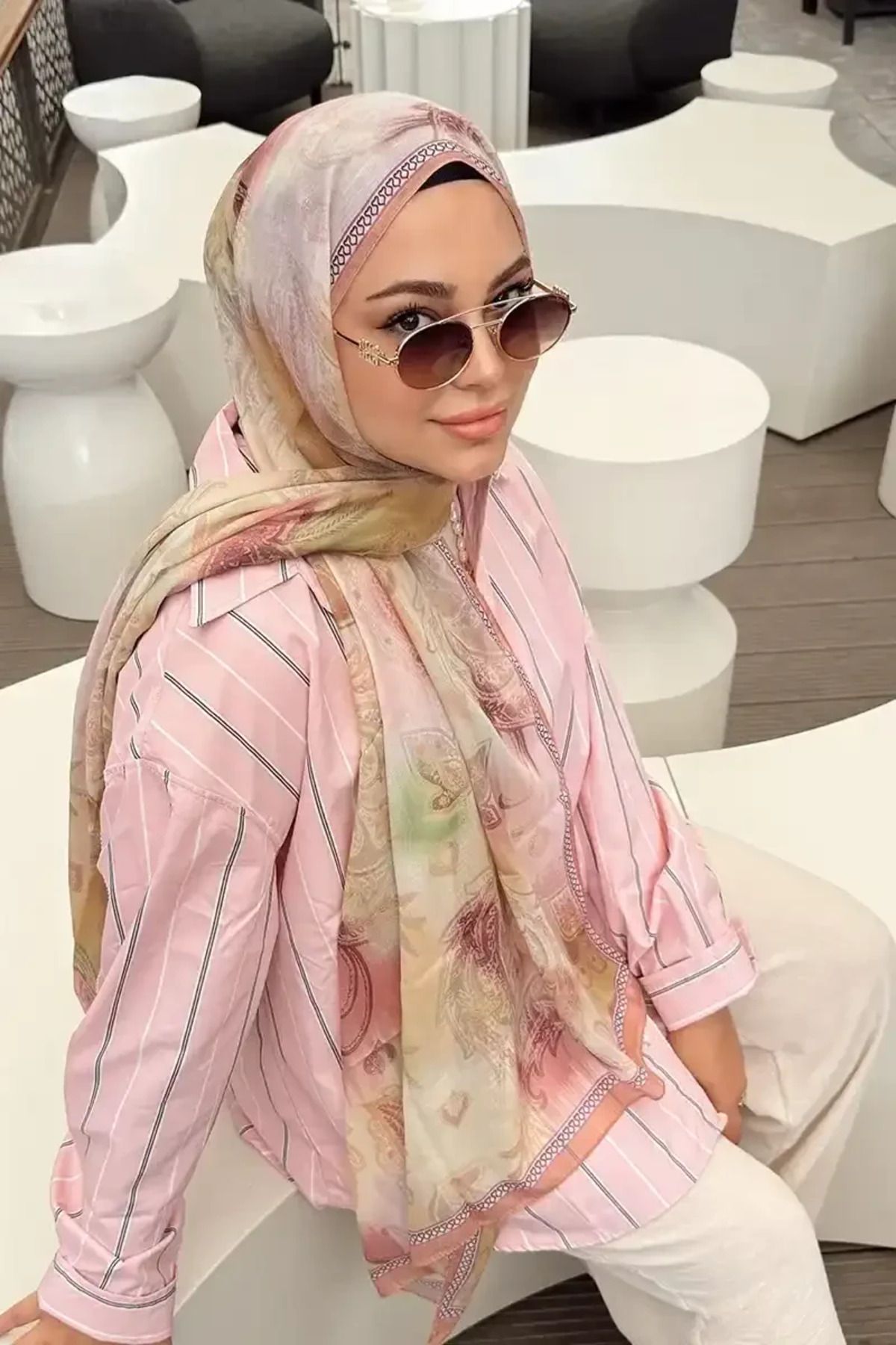 Madame Polo Kübra Kuş Prestige Vintage Desen Şal - Renkli