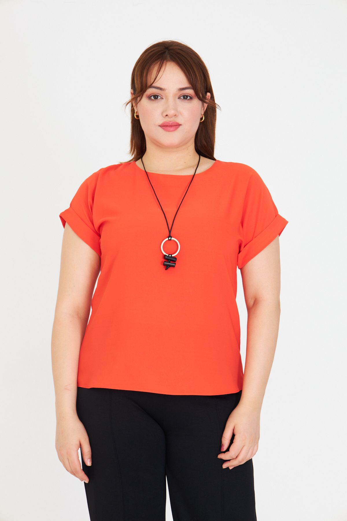 UNIQUE LADY Kadın Modern Kolyeli Basic Bluz | Minimal ve Zarif Stil