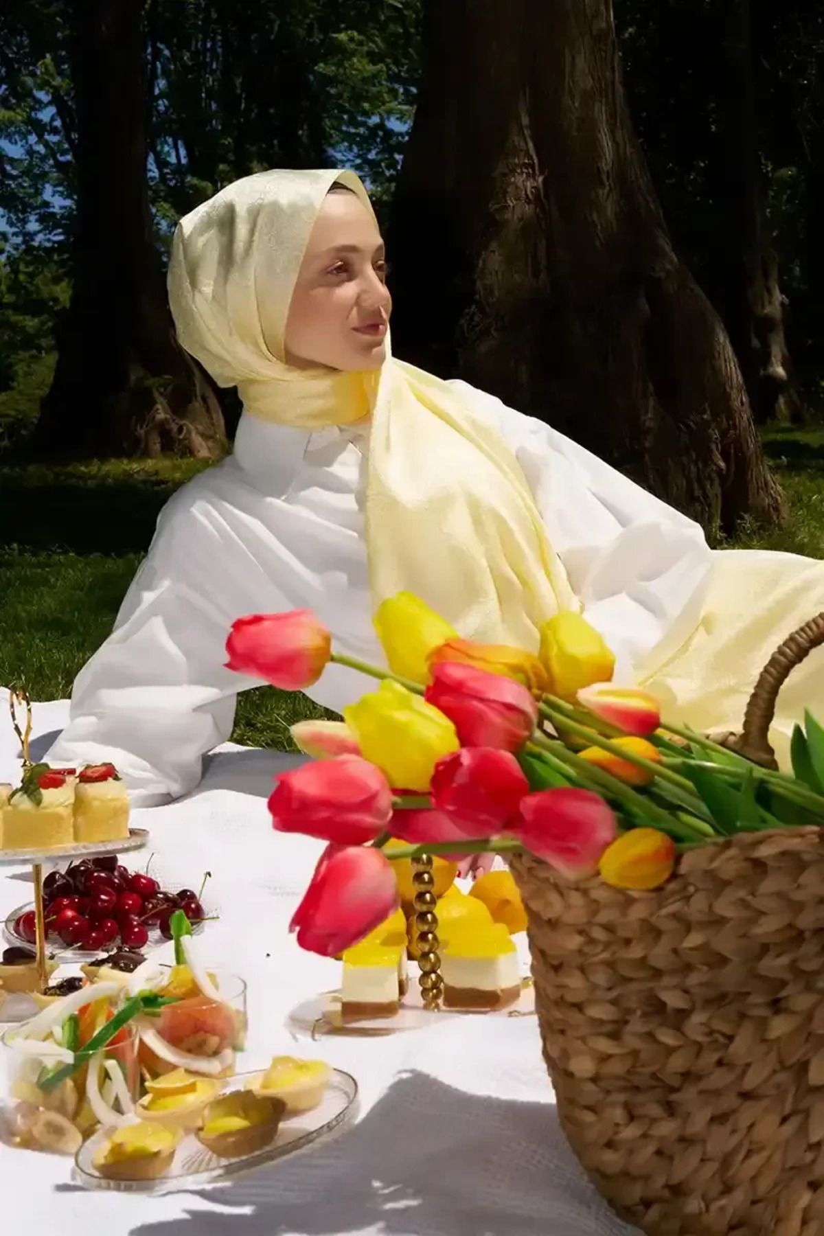 Madame Polo Elegance Etnik Desen Jakar Şal - Sarı
