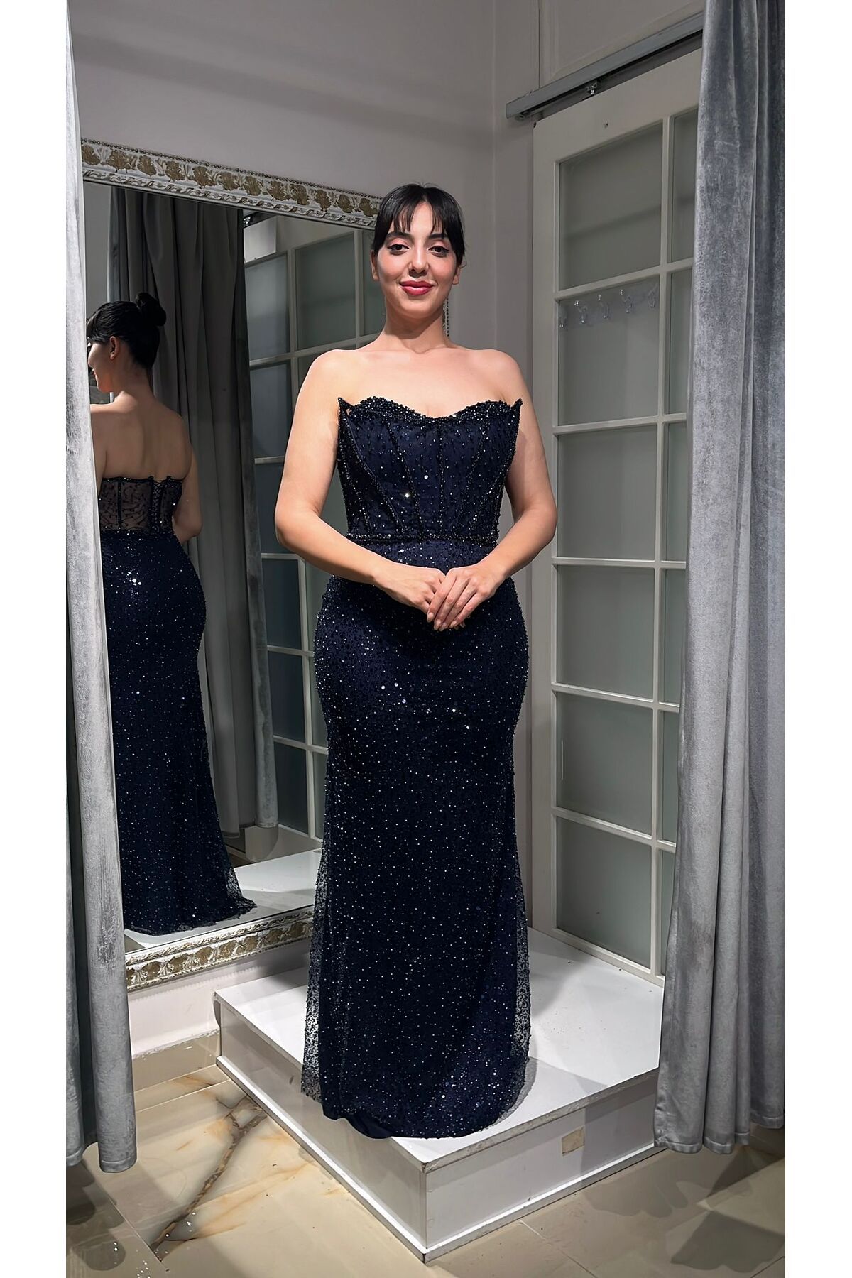 Abiye's LACİVERT TAŞLI KORSELİ STRAPLEZ BALIK ELEGANT ABİYE