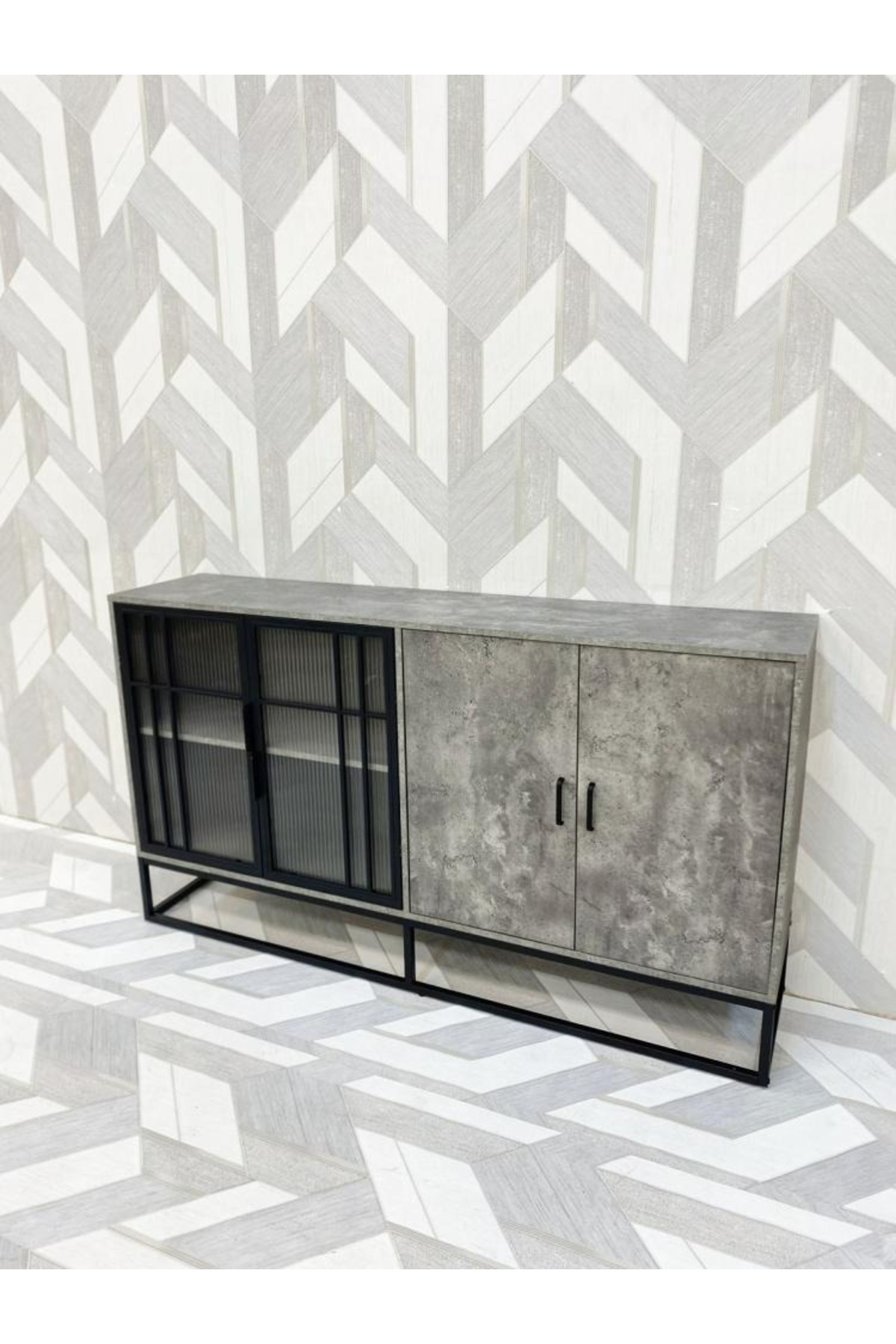DEC24-Modern buffet cabinet with an elegant and practical design, 160 cm 1