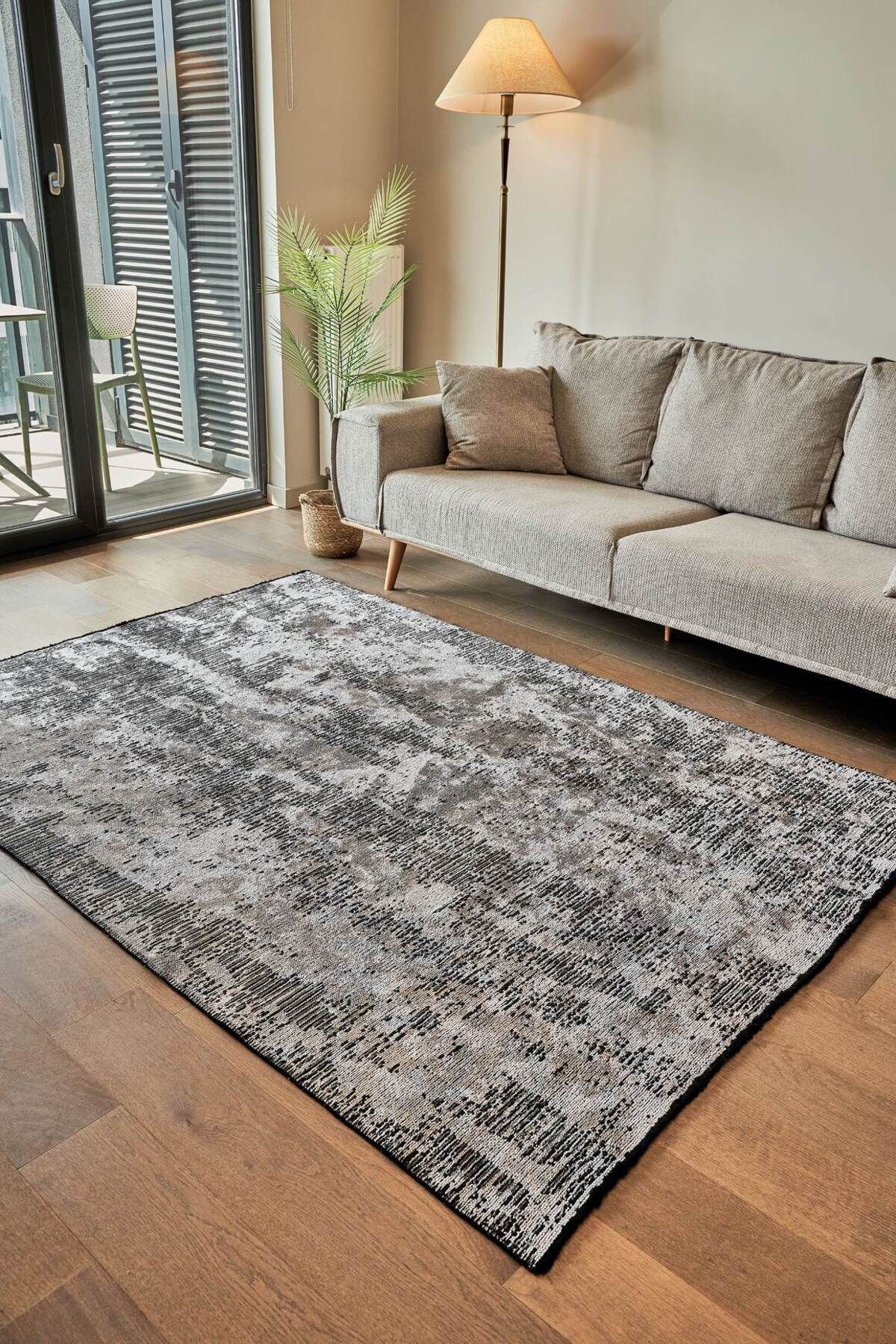 akbel halı & yatak exclusive home design Hare Premium 1341 Krem - Koyu Gri - Pamuk Şönil Dokuma Halı | Parlak Salon Halısı
