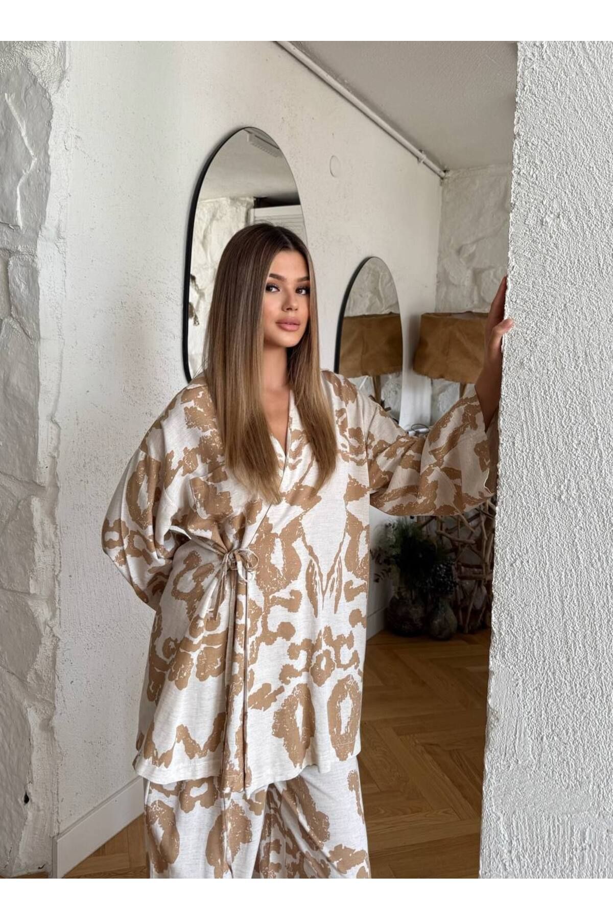 Lady Pixie Yandan Bağlamalı Desenli Keten Kimono Pantolon Takım