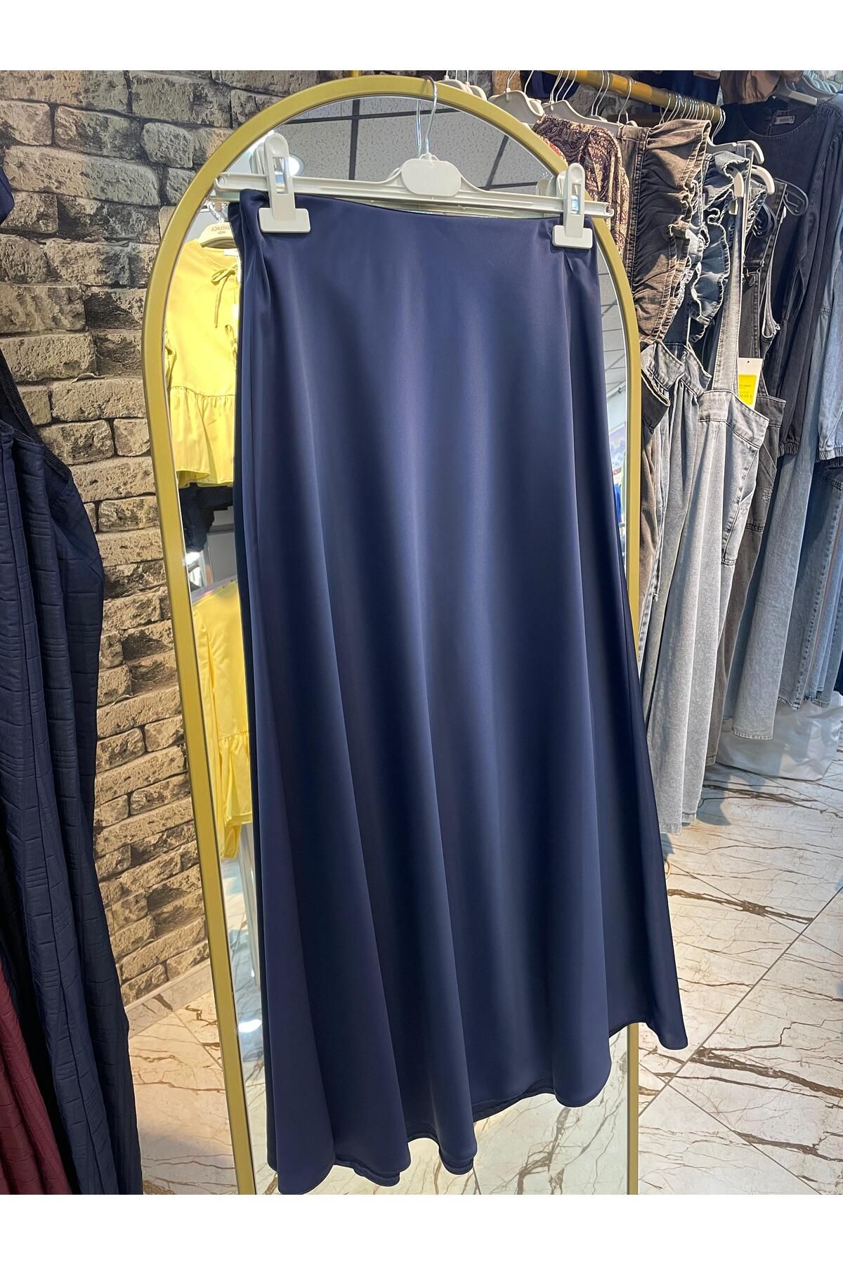 MODA AKGÜN UZUN SATEN ETEK