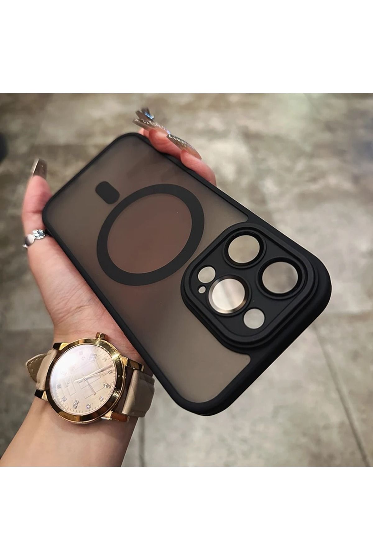 Di Aksesuar iPhone 15 Siyah Soft Magsafe Kılıf