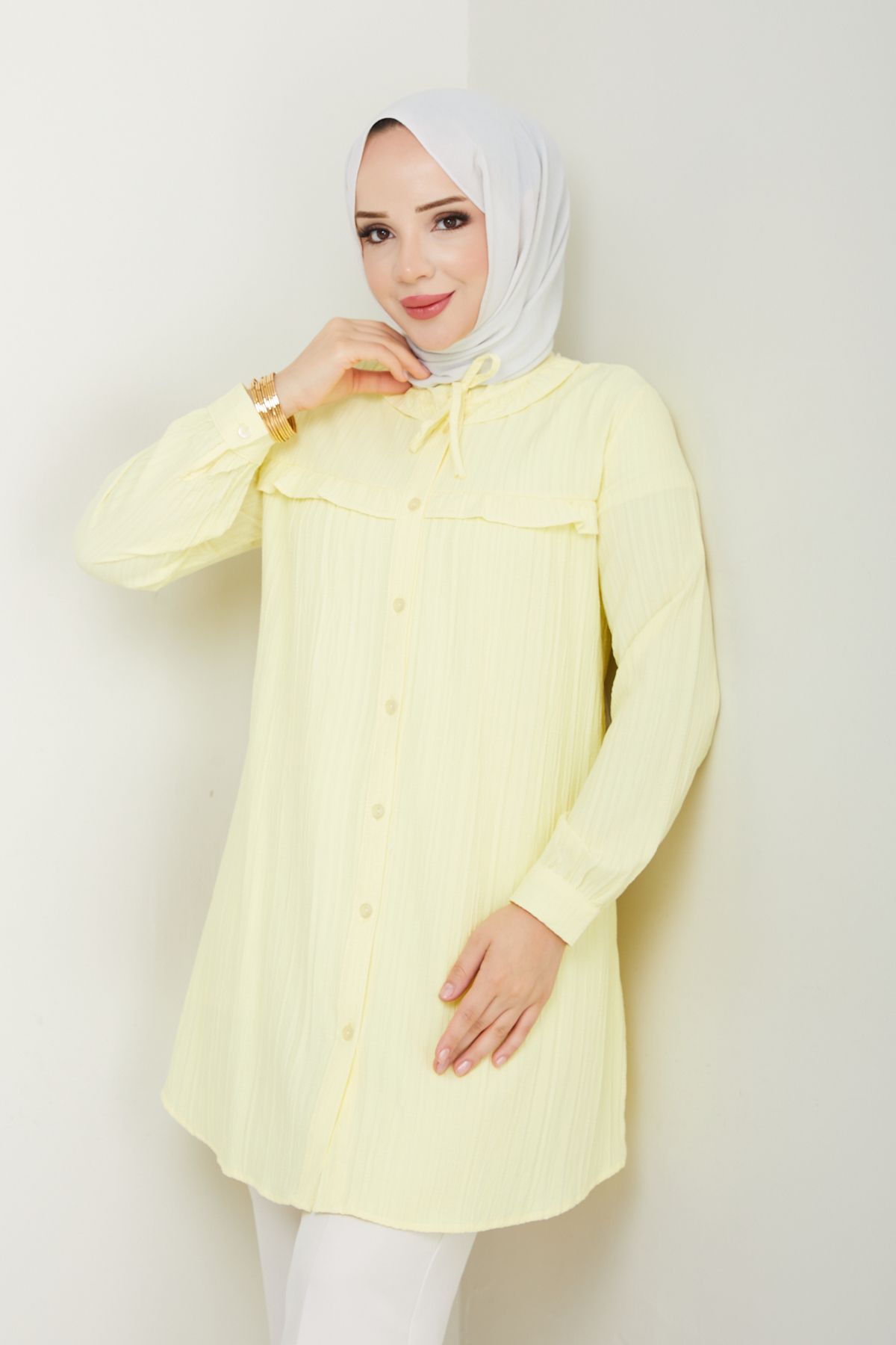 Pamuk Butik Kadın Yaka Detaylı Fırfırlı Robalı Gömlek