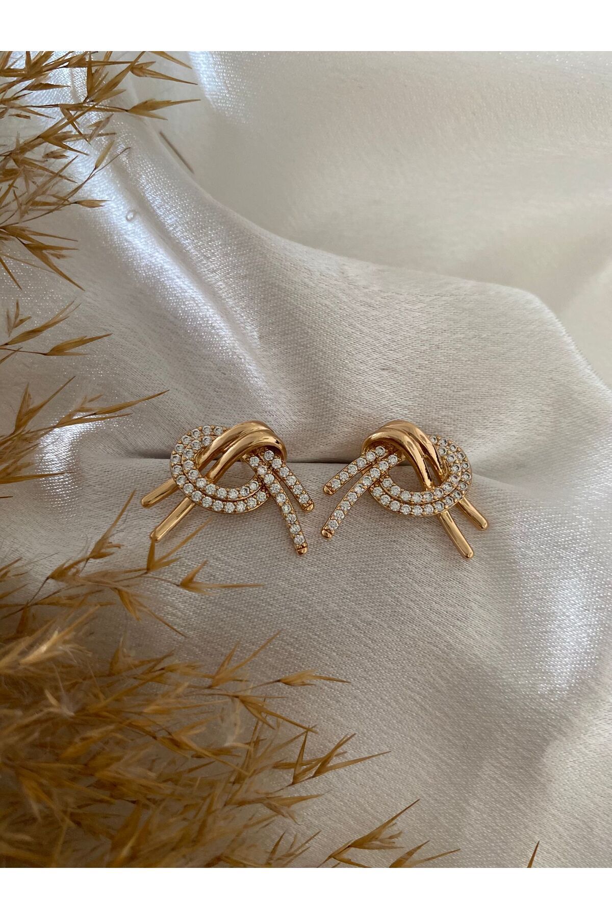 XUPING JEWELRY Düğüm Model Çelik Küpe