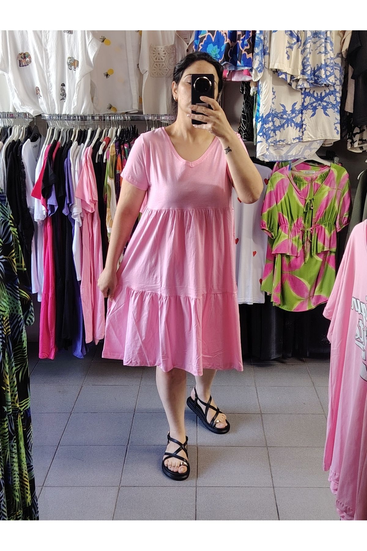 tellevolle pembe kısa kollu rahat kalıp elbıse