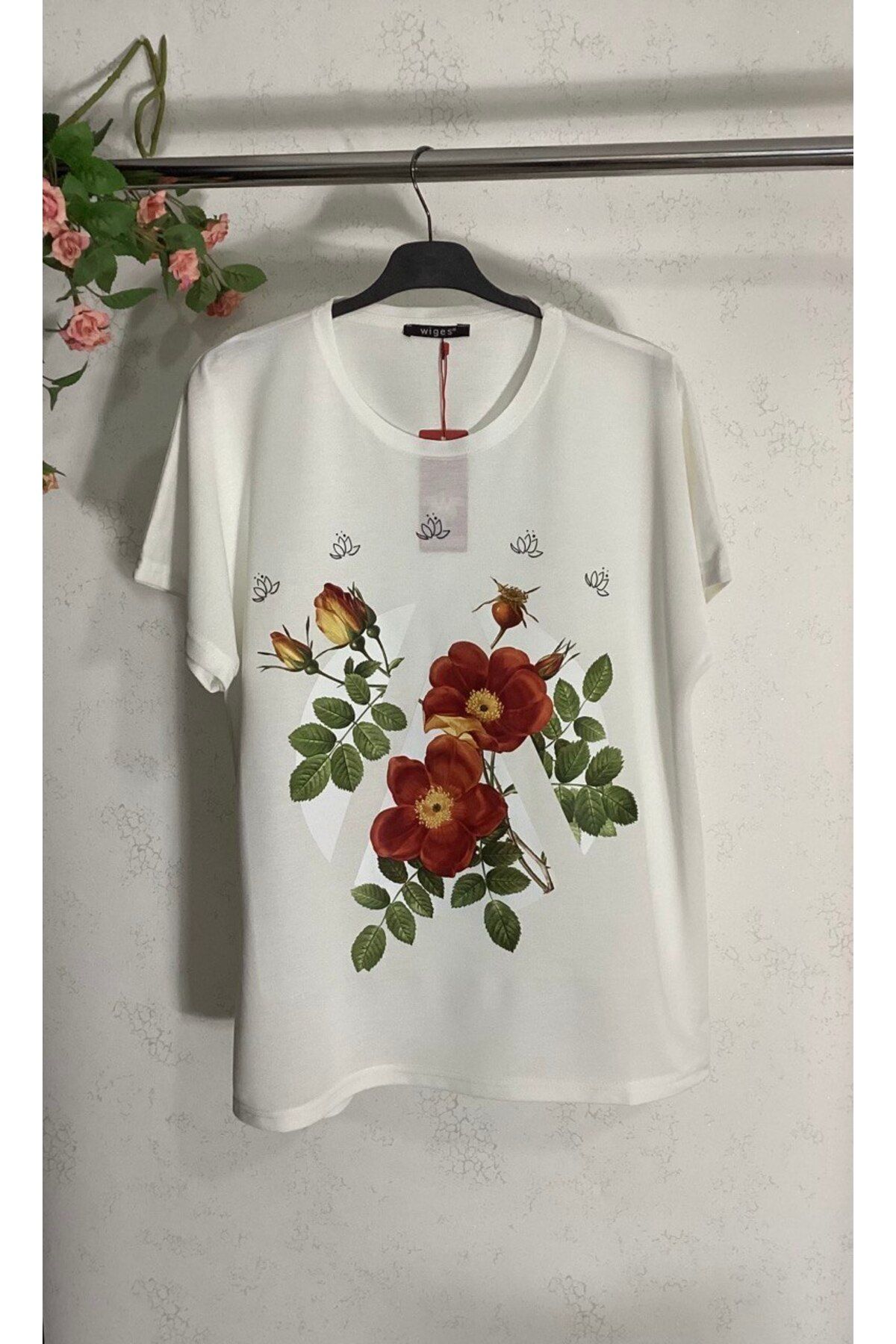 Wiges Kadın Bisiklet Yaka güpürlü Özel Tasarım T-shirt