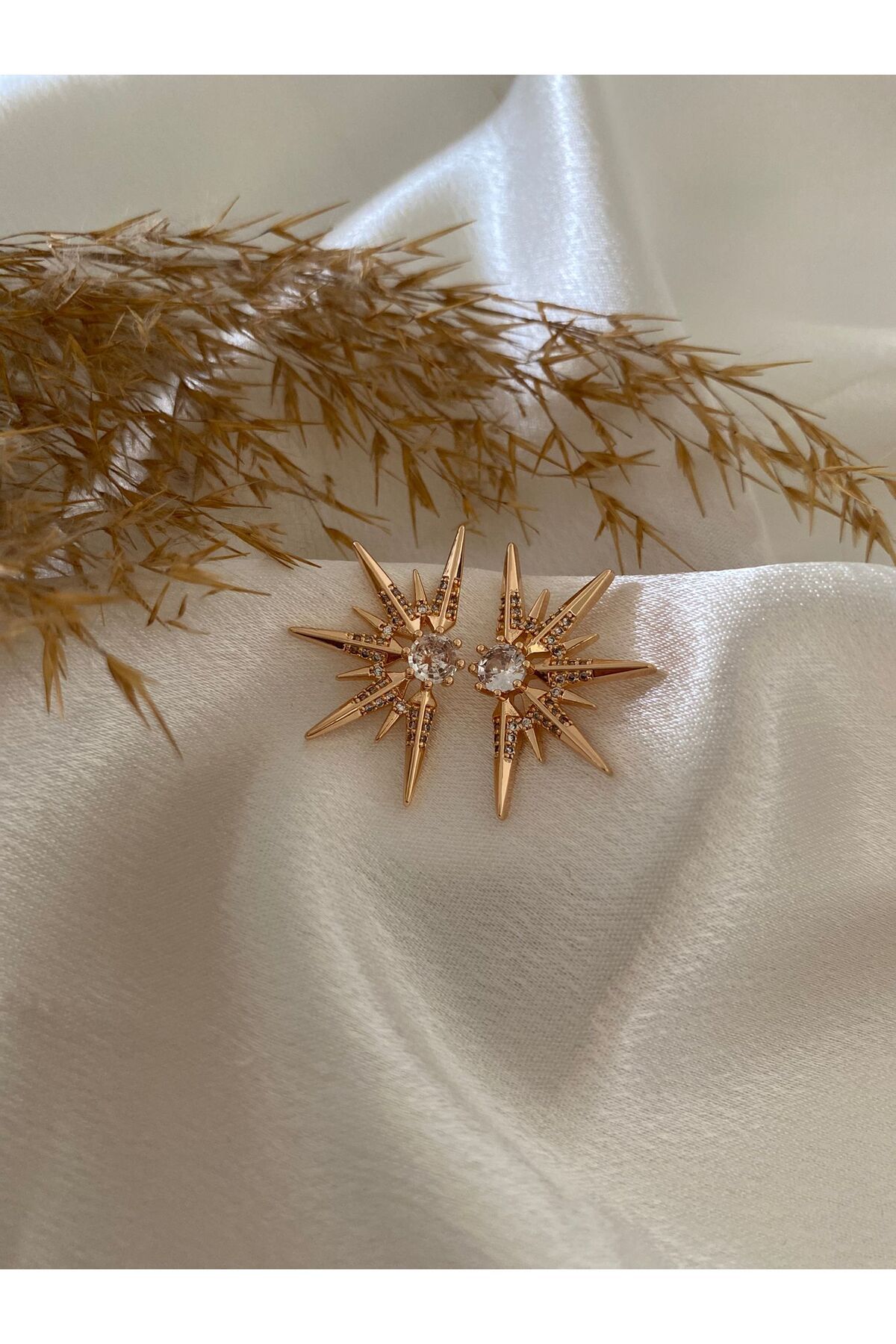 XUPING JEWELRY Yarım Yıldız Çelik Küpe