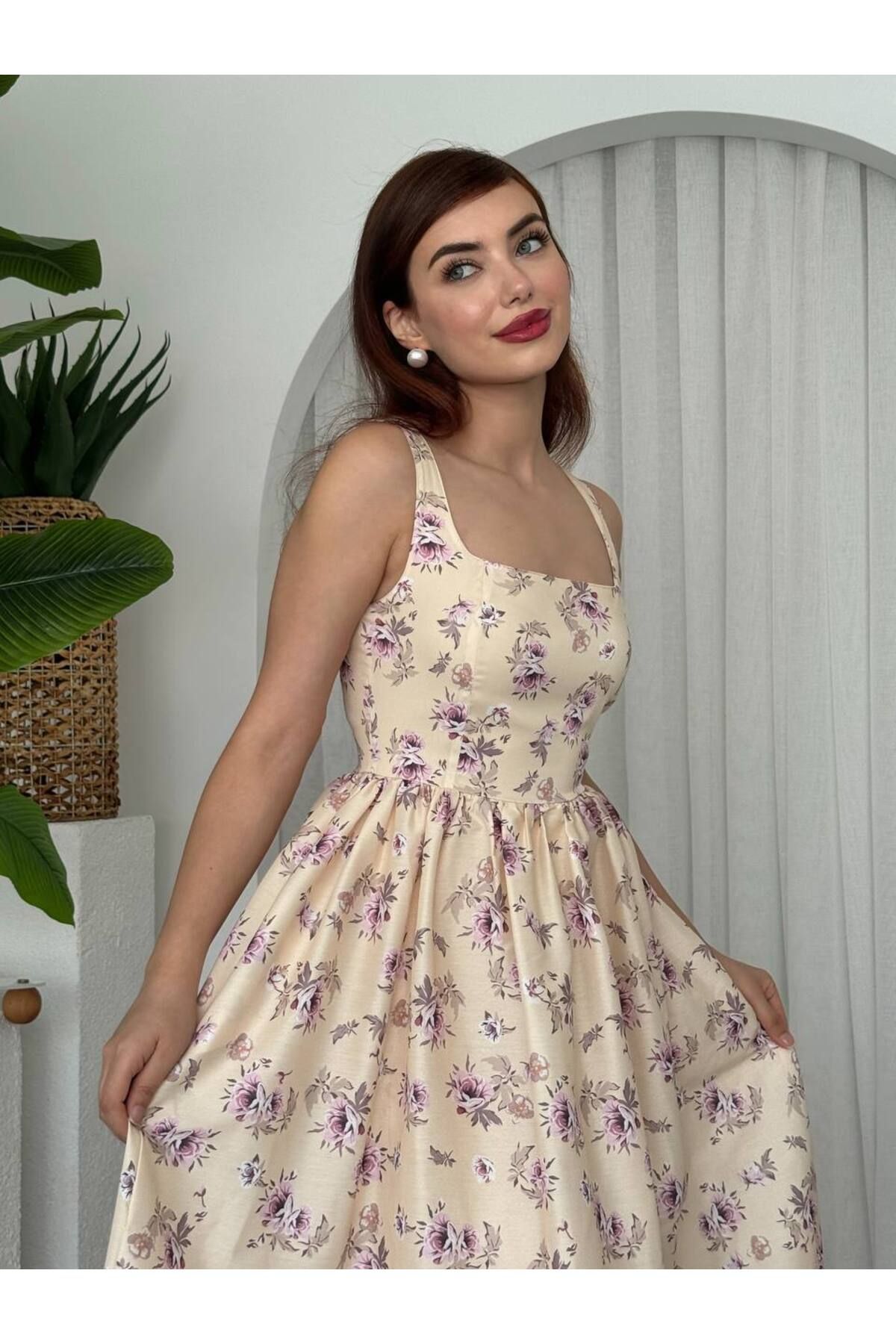 conconmoda Yoa Cep Çiçek Detaylı Elbise