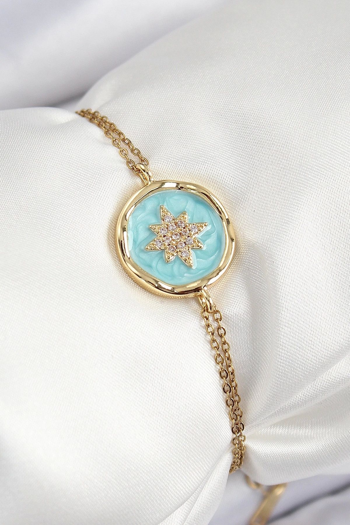 GLIMMERY 316L Çelik Zincir Turkuaz Mineli Sanatsal Portre Kuzey Yıldızı Model Gold Renk Kadın Bileklik