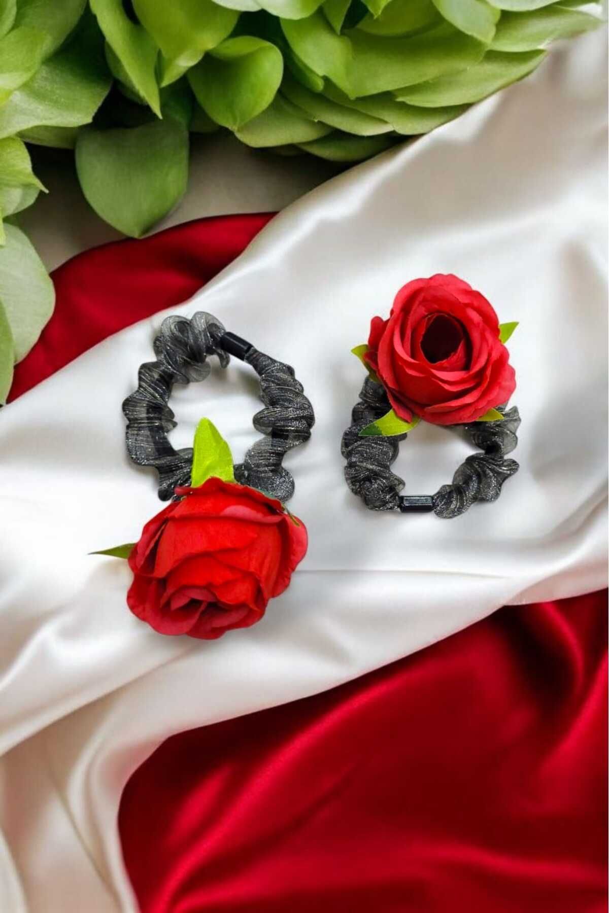Öze Aksesuar Kırmızı Çiçekli Simit Toka 2'li Parlak Lastikli Toka Kız Çocuk Toka