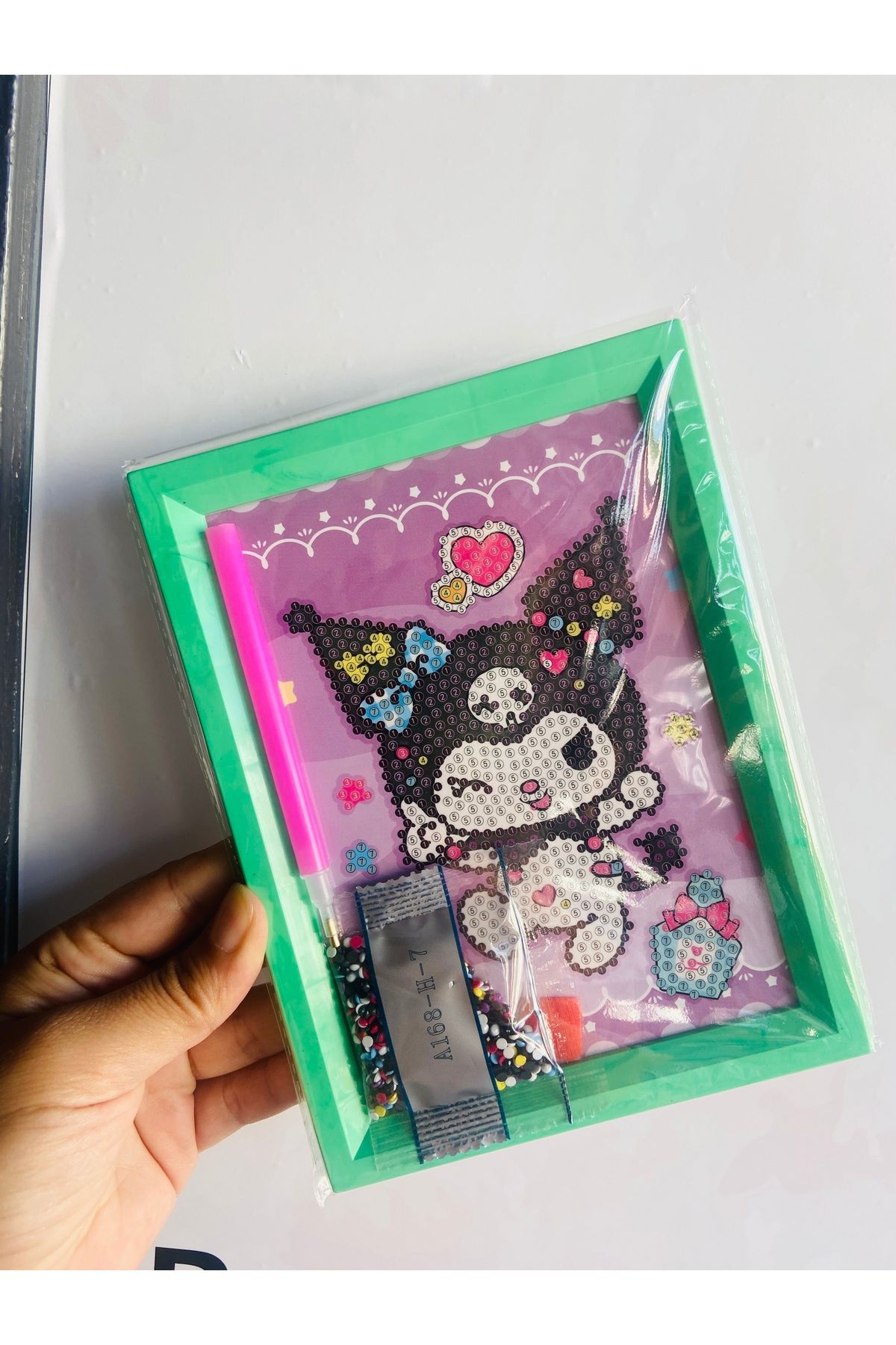 synshop Kuromi Sanrio Kuromili Elmas Mozaik Kendin Yap Boncuklu Taşlı Tablo (Çerçeveli) Sanat Kit Taşlama
