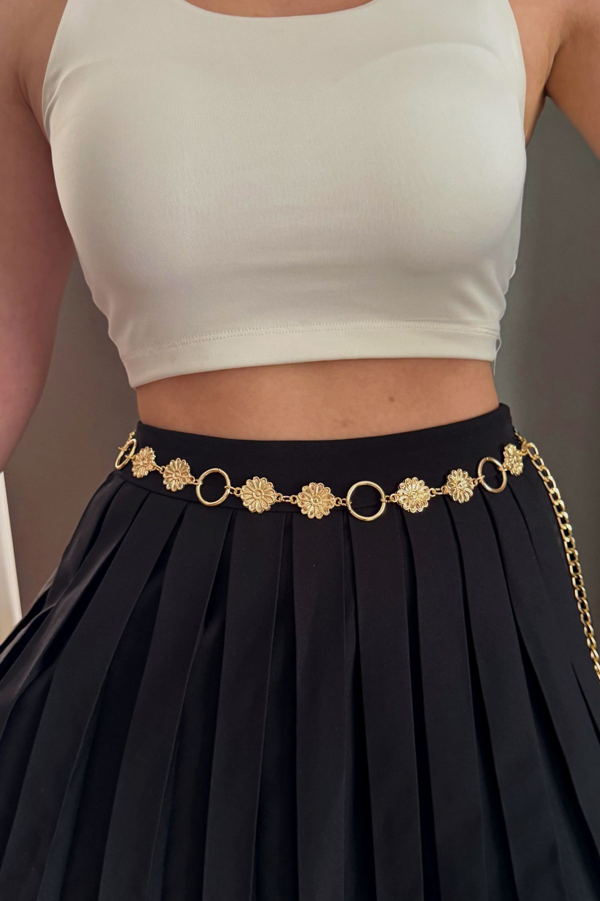 C&E Design Kadın Gold Metal Papatya ve Halka Detaylı Vücut Bel Elbise Pareo Pantolon Şort Zincir Kemer