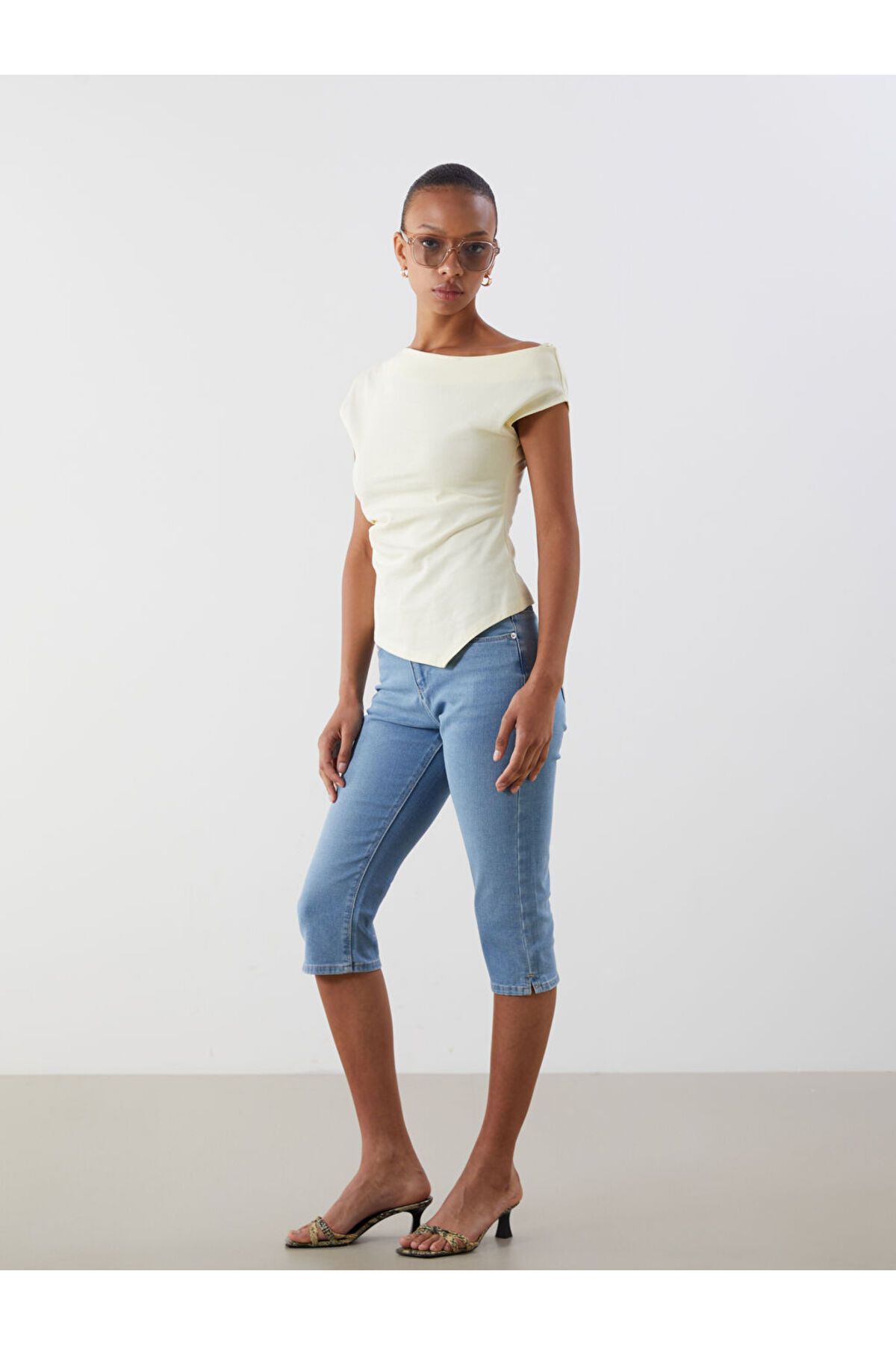 LC Waikiki Jeans Indigo Dar Fit Kadın Jean Kapri