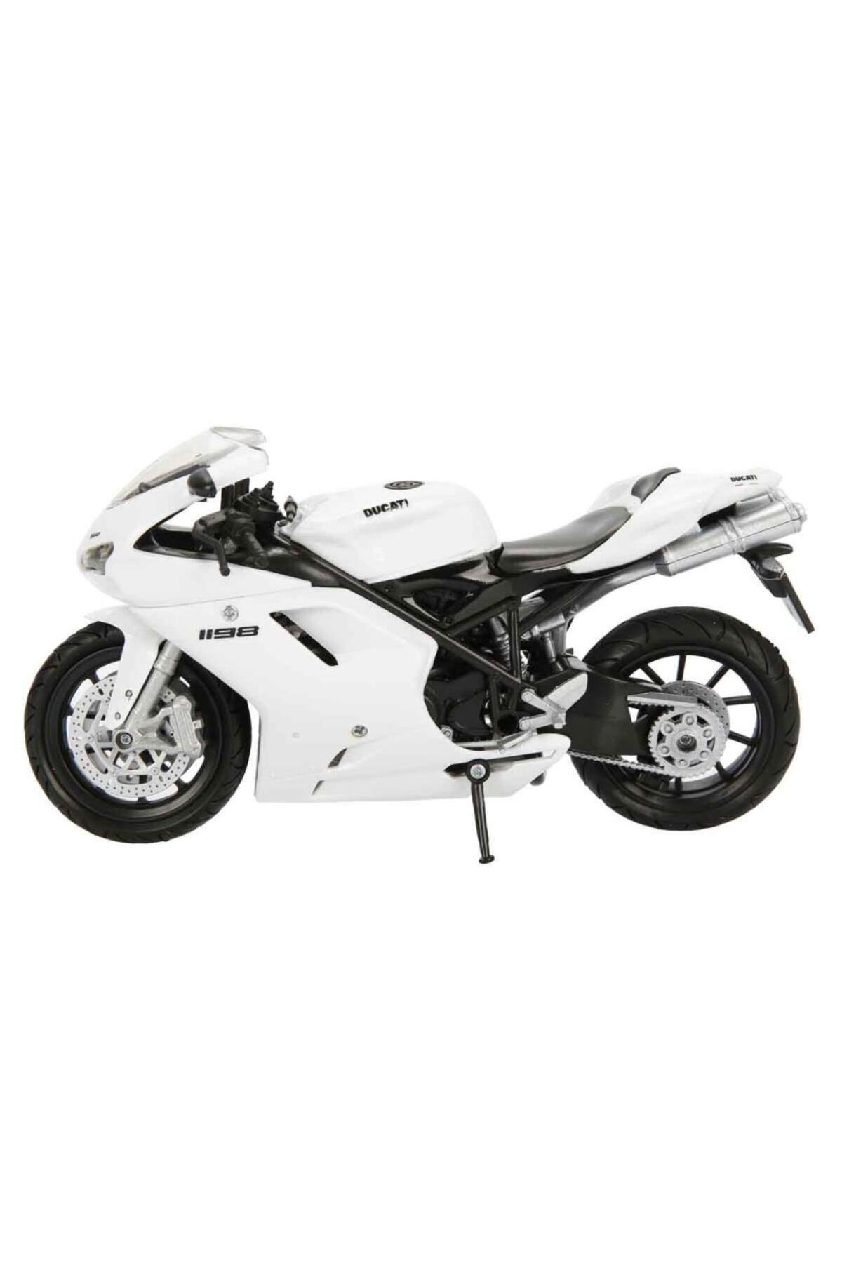 نسی‌ورلد ۵۷۱۴۳ خورشیدی- دوکاتی ۱۱۹۸ قرمز ۱:۱۲